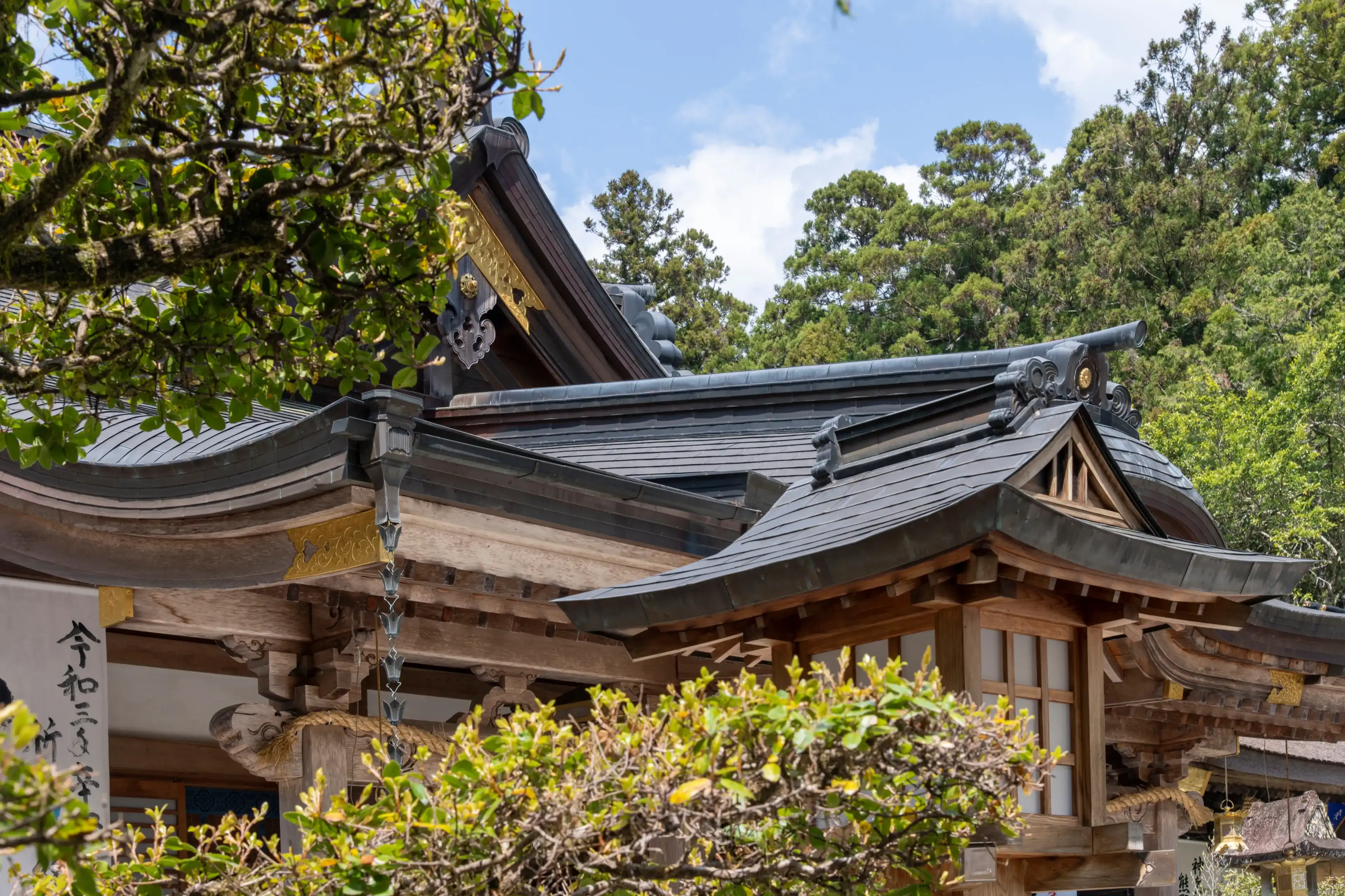 Tanabe, Wakayama, Japan-4 April 2023; Roof structure of Kumano Hongu Taisha shinto shrine along Kumano Kodo pilgrimage trail and UNESCO heritage site Tanabe, Wakayama, Japan-4 April 2023; Roof structure of Kumano Hongu Taisha shinto shrine along Kumano Kodo pilgrimage trail and UNESCO heritage site