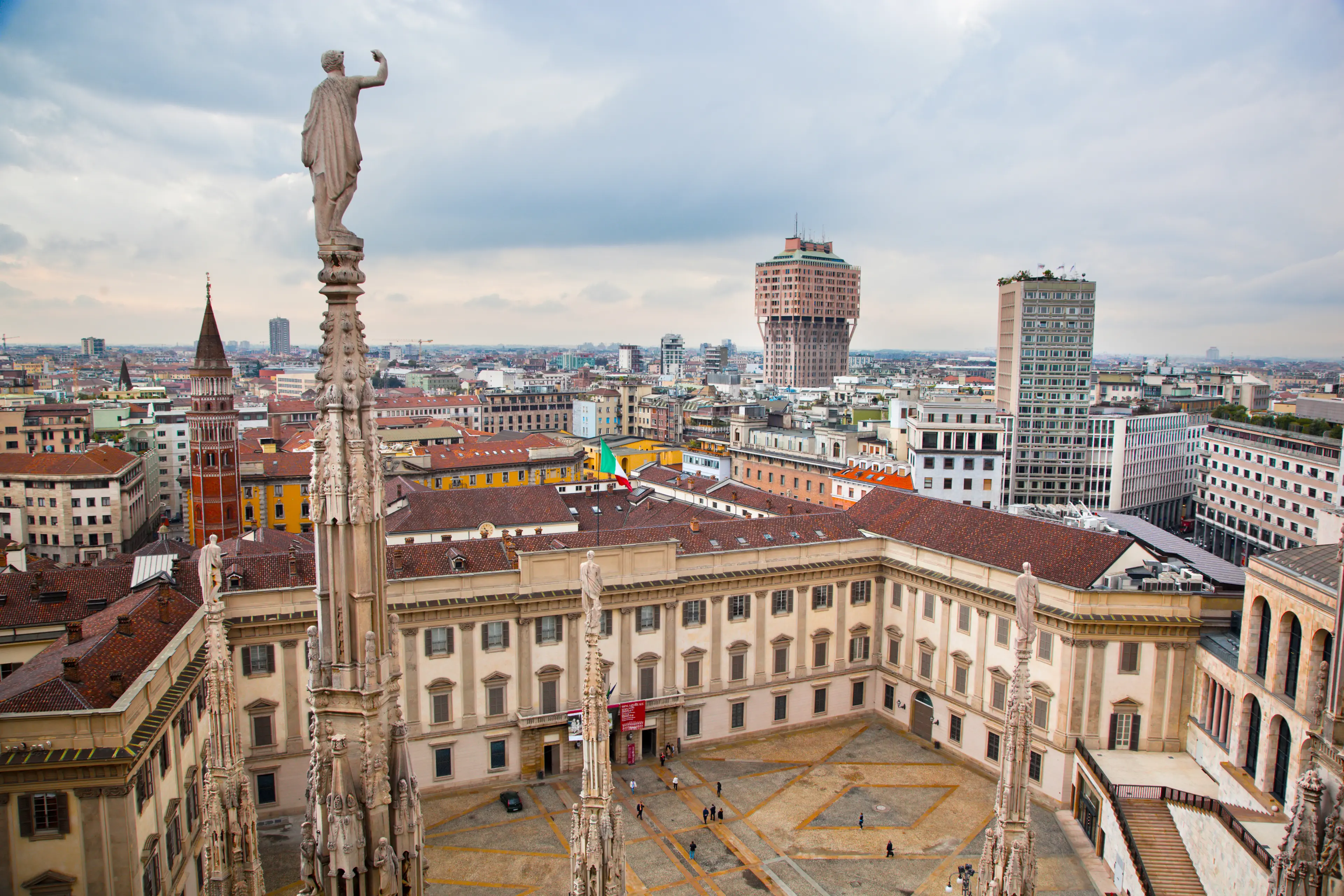 Getting Around Milan on a Budget
