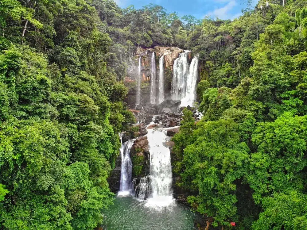 Nuayaca Waterfalls, Puntarenas, Costa Rica.
