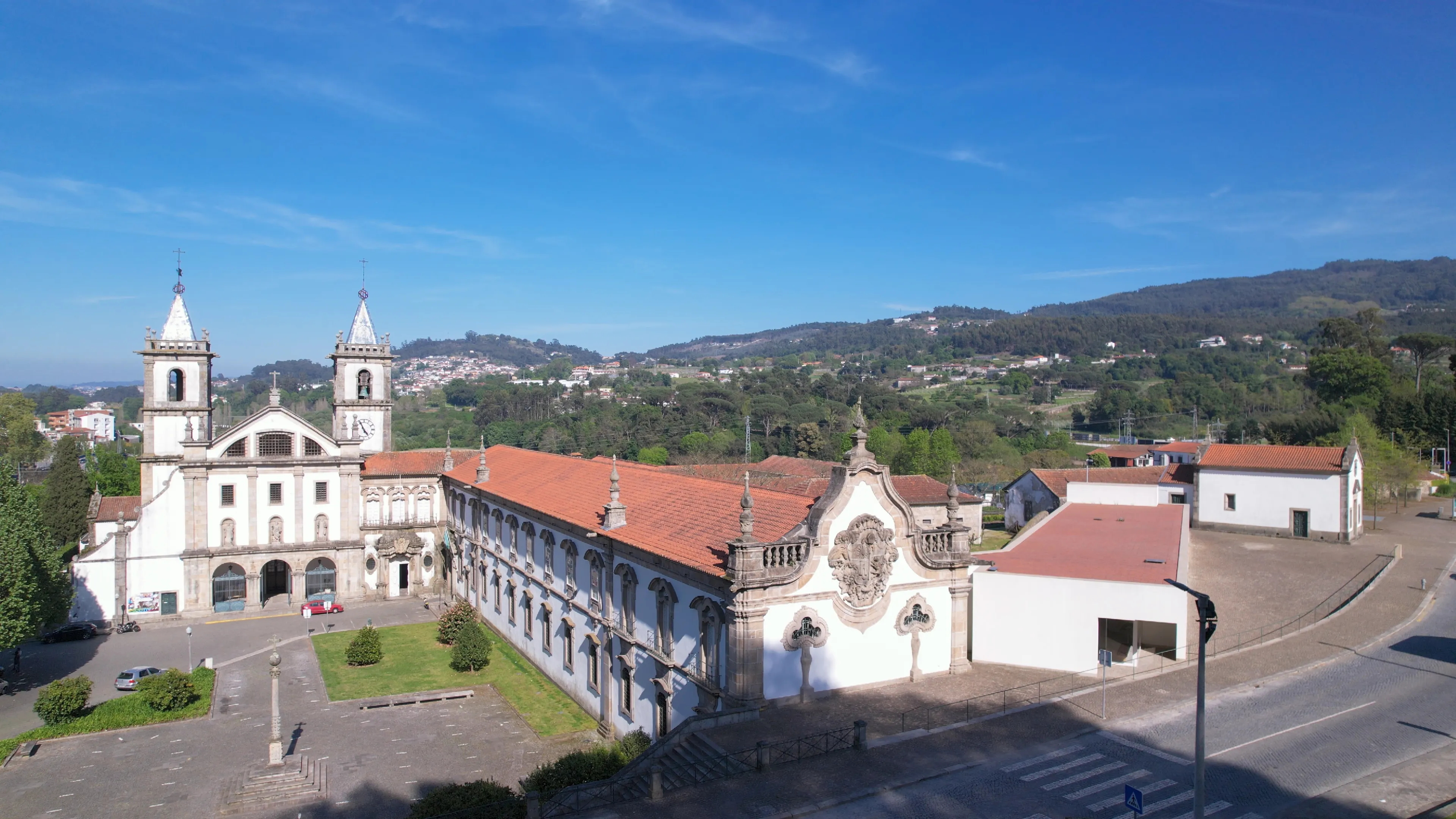 Best Santo Tirso hotels. Cheap hotels in Santo Tirso, Portugal