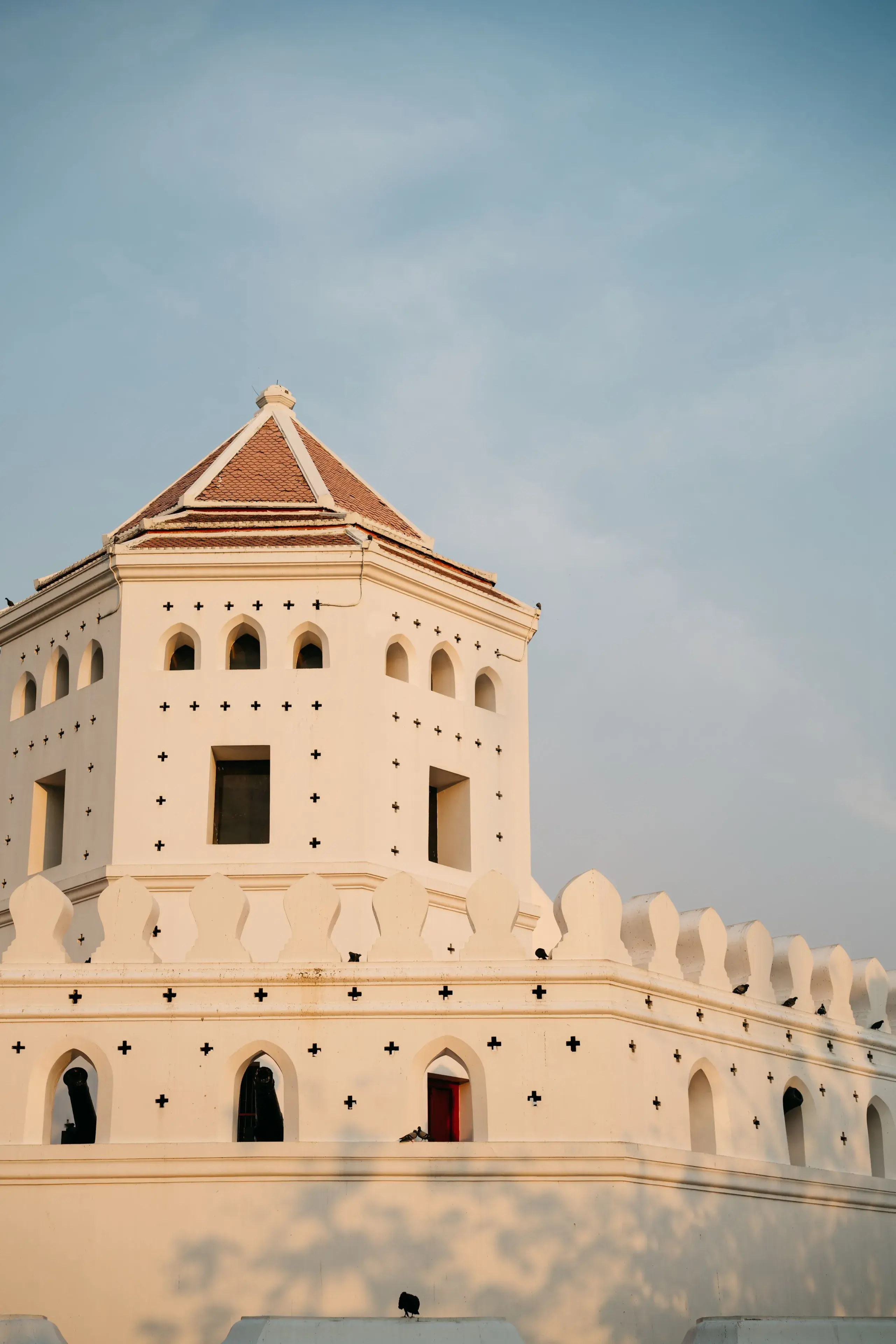Phra Sumen Fort with its white walls against a clear blue sky in Rattanakosin, Bangkok Phra Sumen Fort with its white walls against a clear blue sky in Rattanakosin, Bangkok