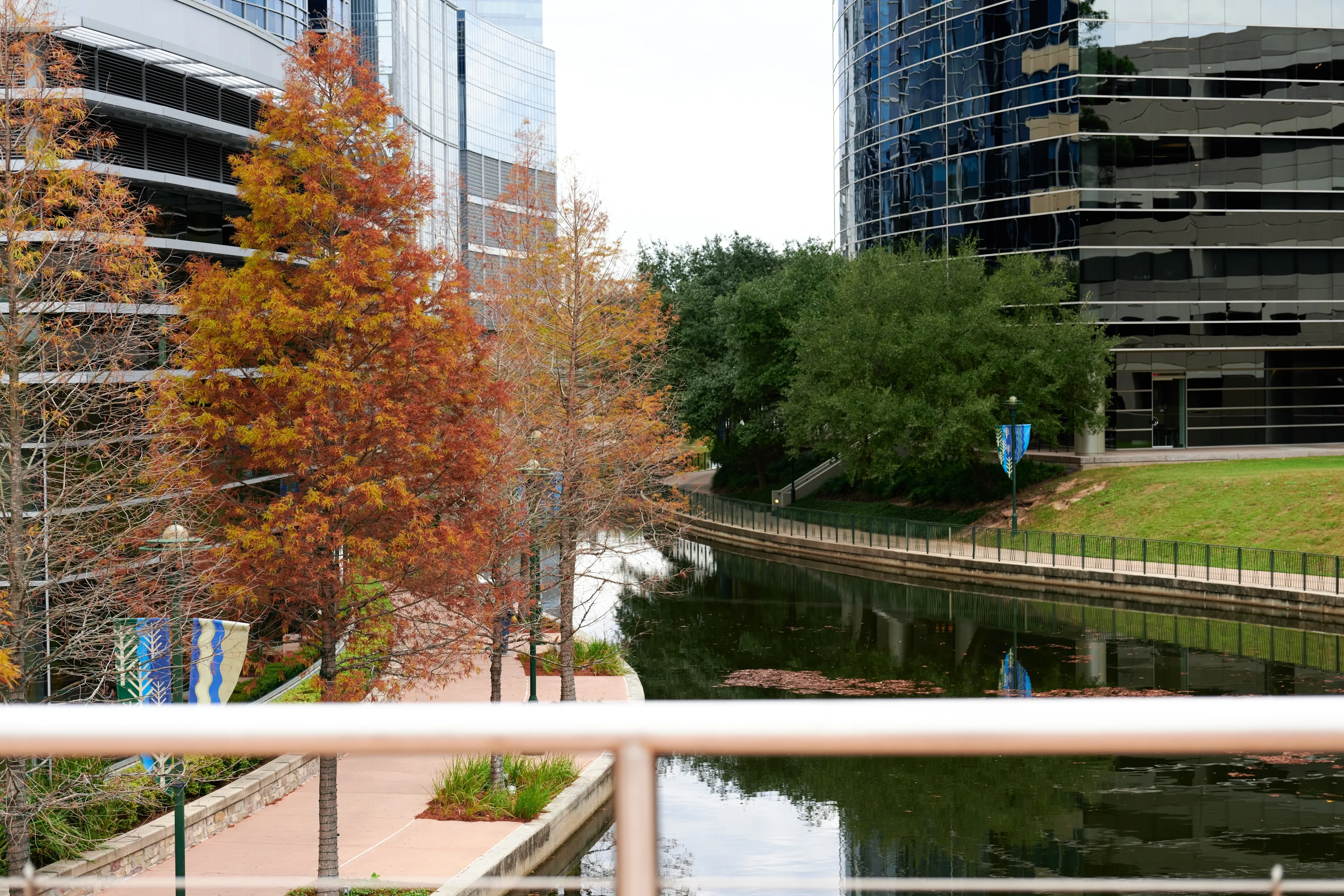 Best The Woodlands hotels. Cheap hotels in The Woodlands, Texas, United States