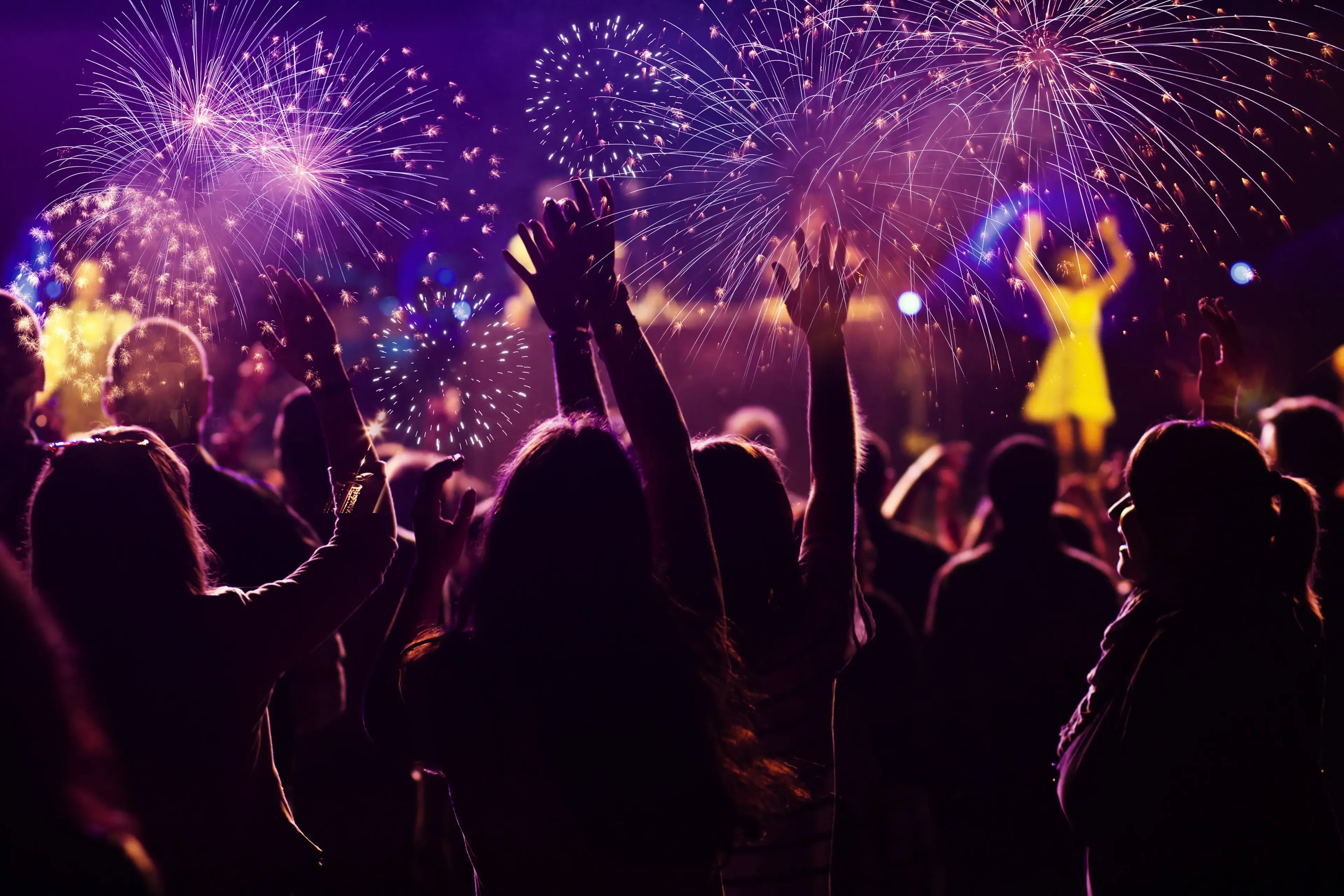 10 New Year’s Eve Celebrations Around the World 10 New Year’s Eve Celebrations Around the World