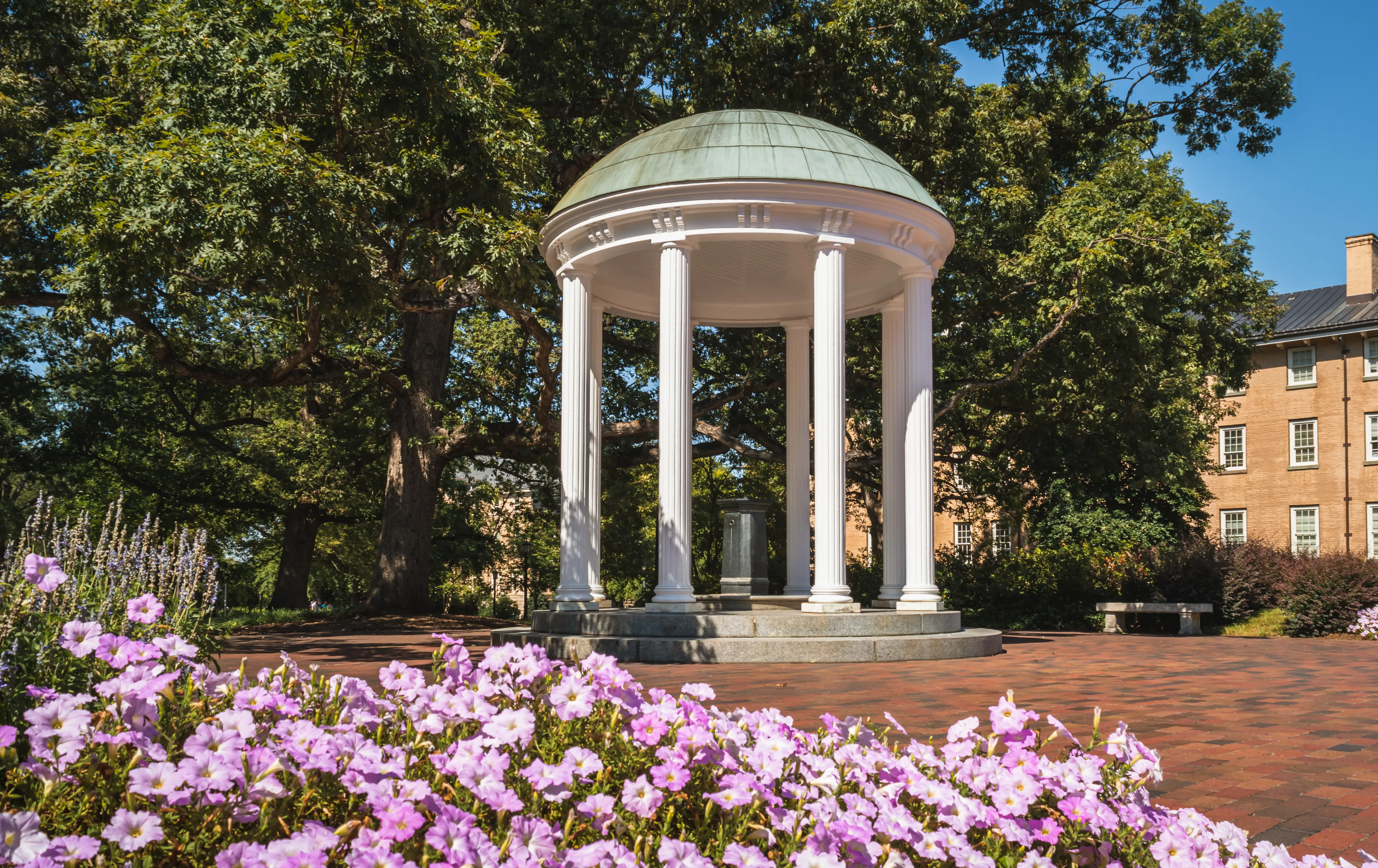 Best Chapel Hill hotels. Cheap hotels in Chapel Hill, North Carolina, United States