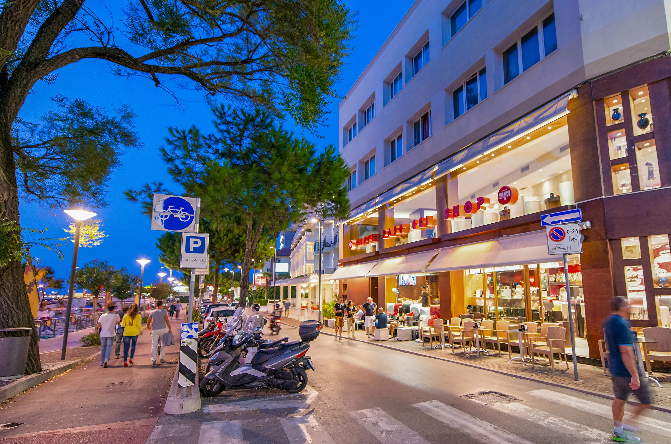 Best Riccione hotels. Cheap hotels in Riccione, Italy