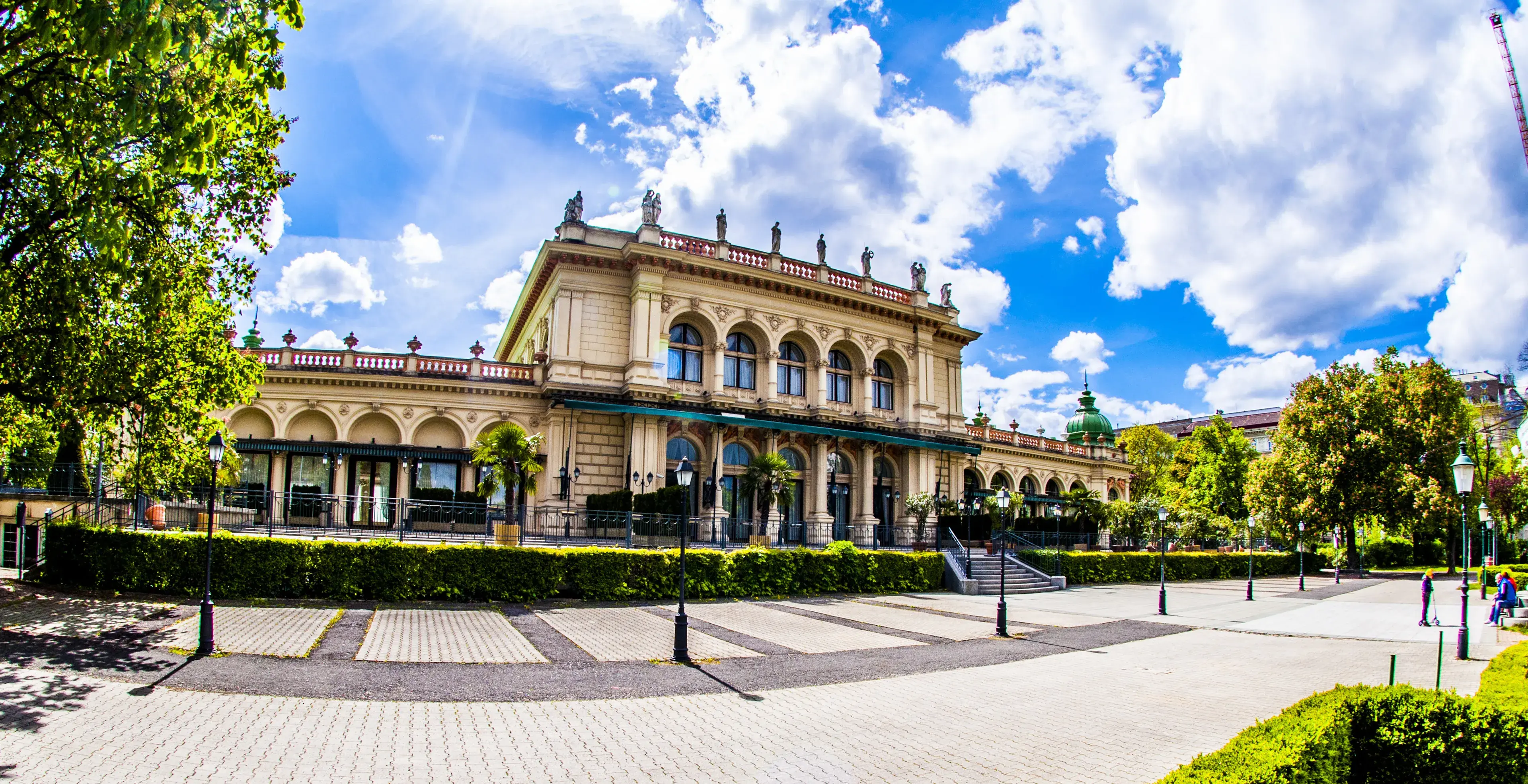 Best Vienna hotels. Cheap hotels in Vienna, Austria Best Vienna hotels. Cheap hotels in Vienna, Austria