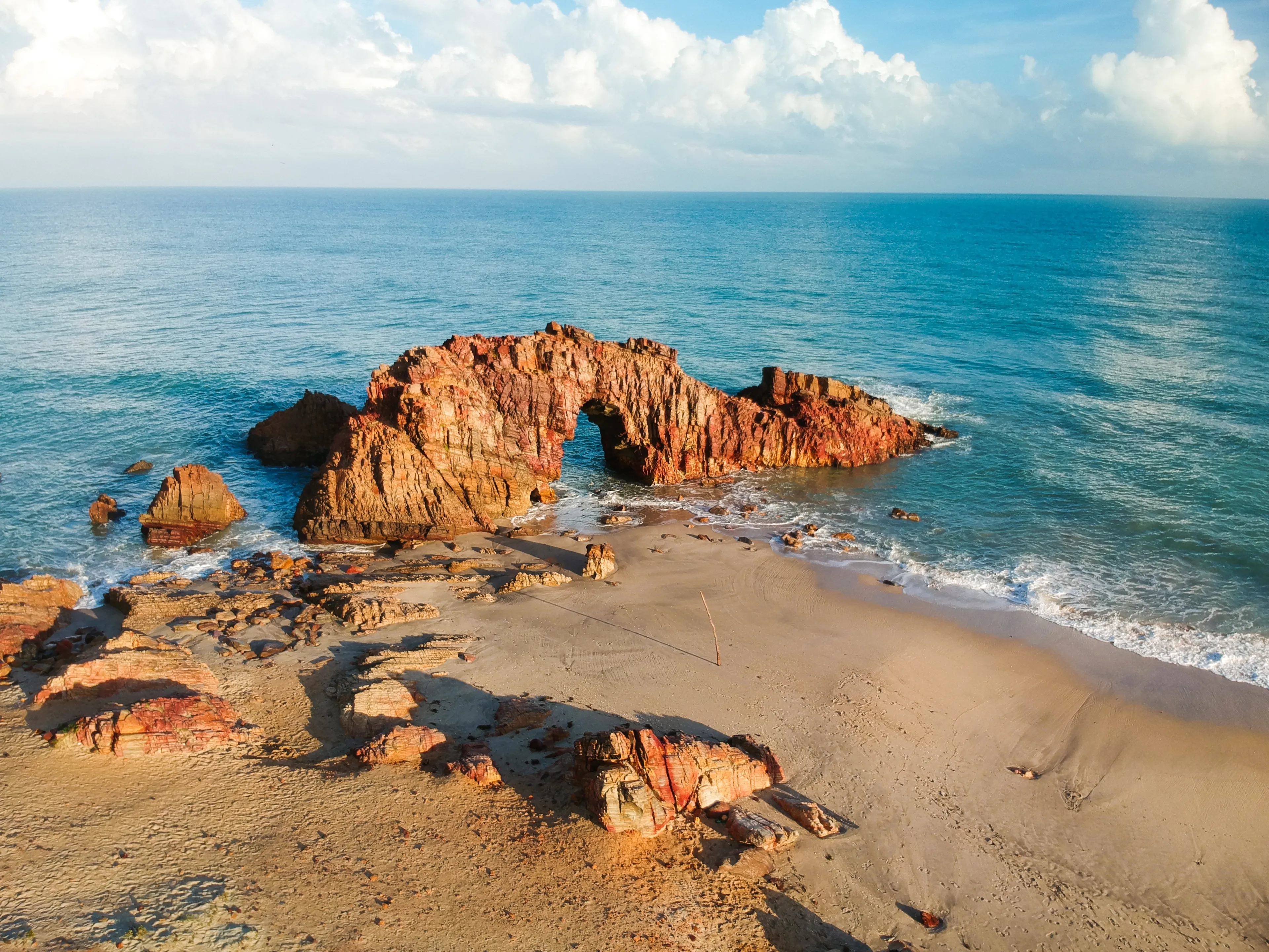 Pedra Furada. Famous touristic attraction on the beach of Jericoacoara, Ceara State, Brazil.