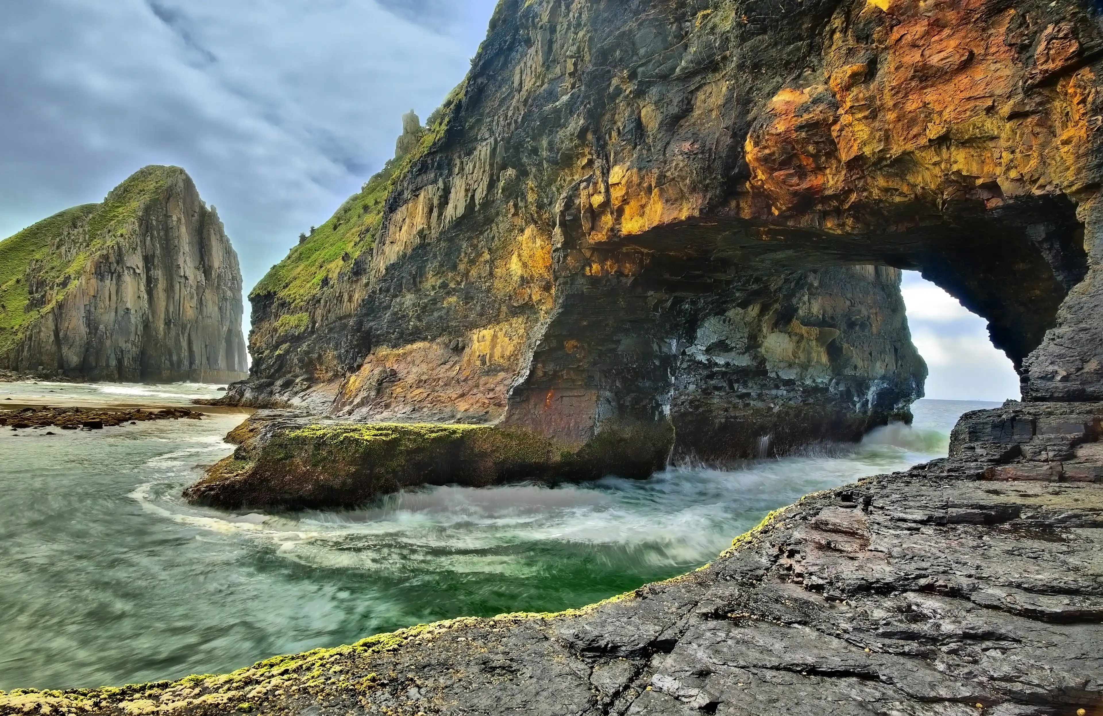 Hole in the wall, Eastern Cape, South Africa