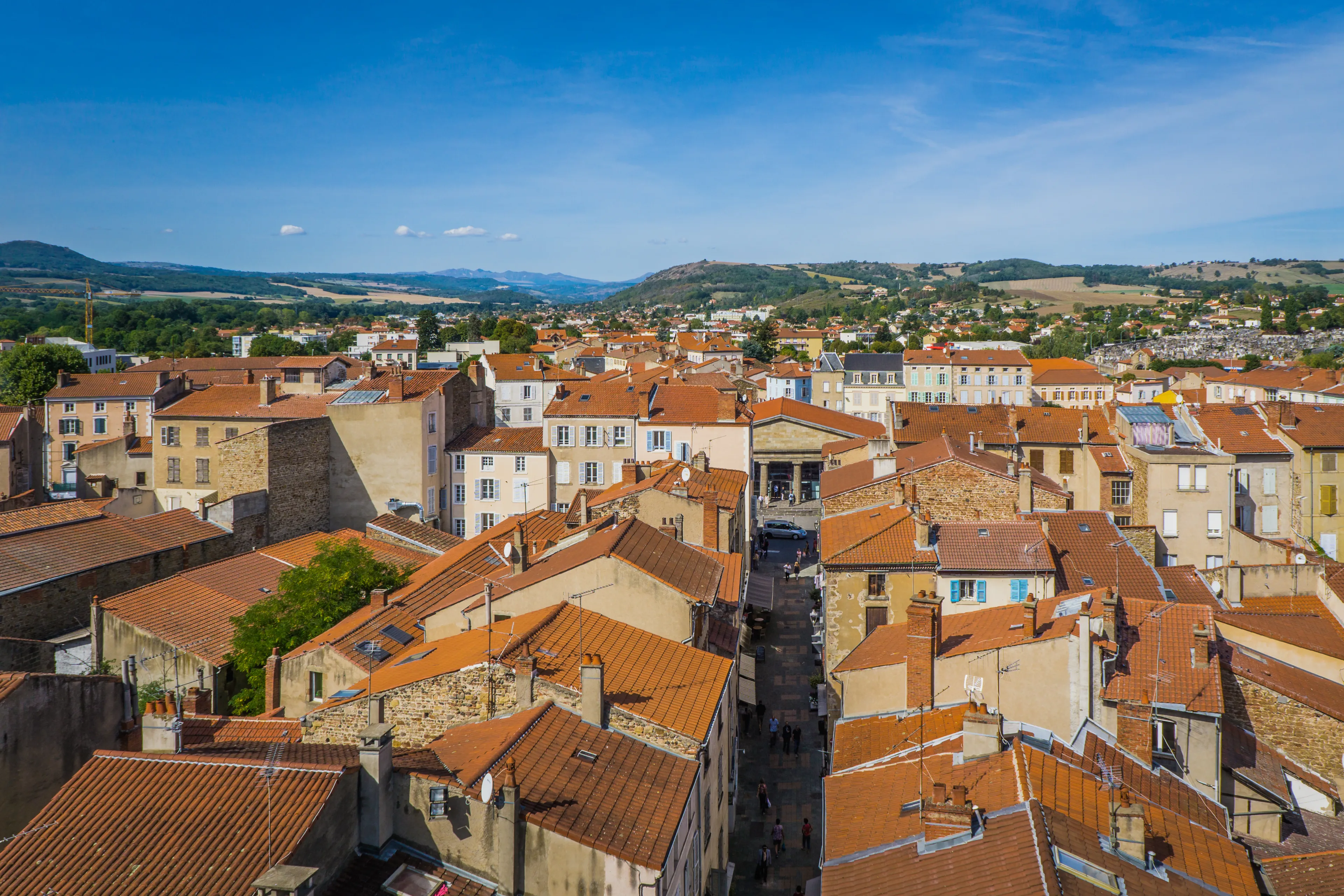 Best Issoire hotels. Cheap hotels in Issoire, France