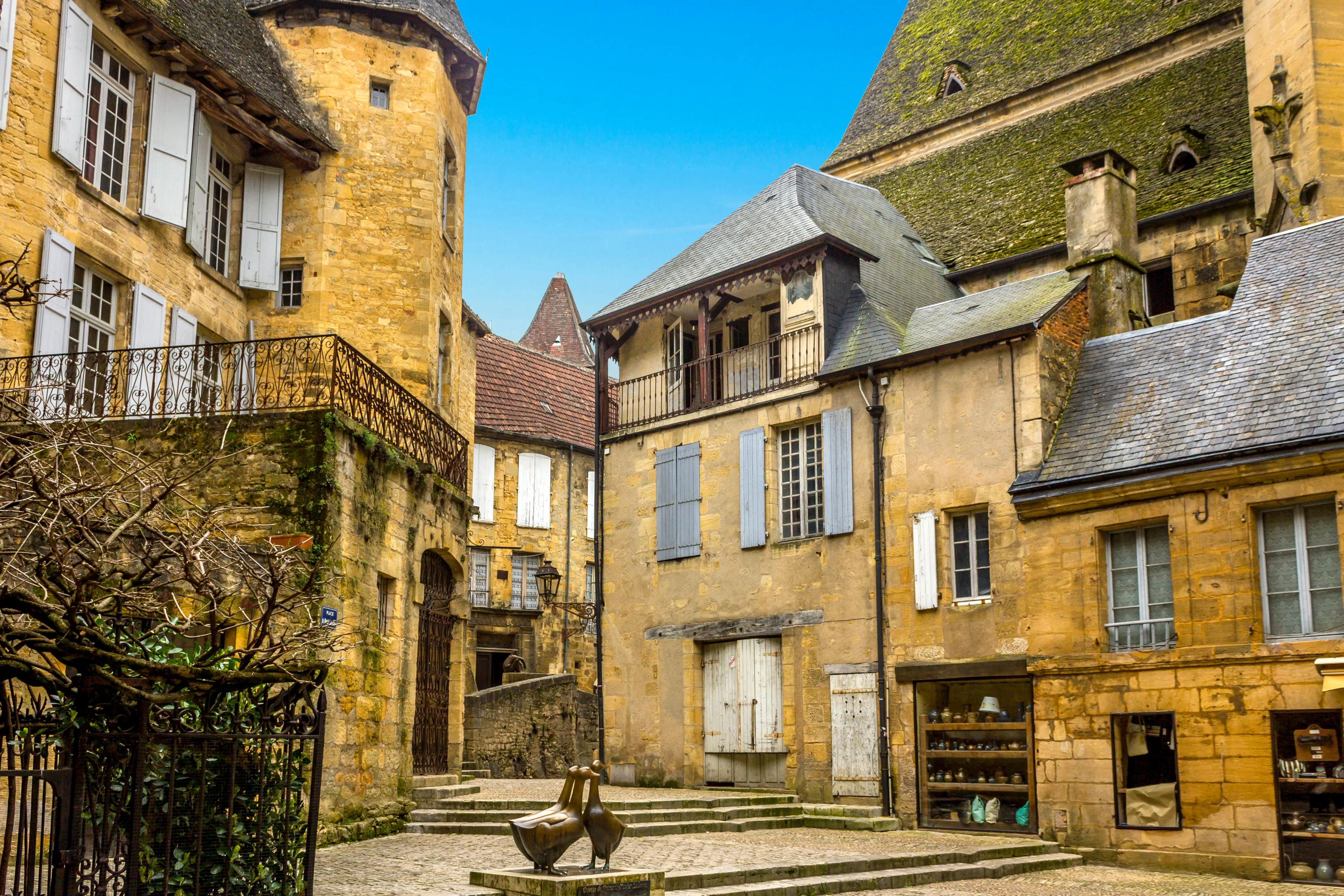 Best Sarlat-la-Canéda hotels. Cheap hotels in Sarlat-la-Canéda, France
