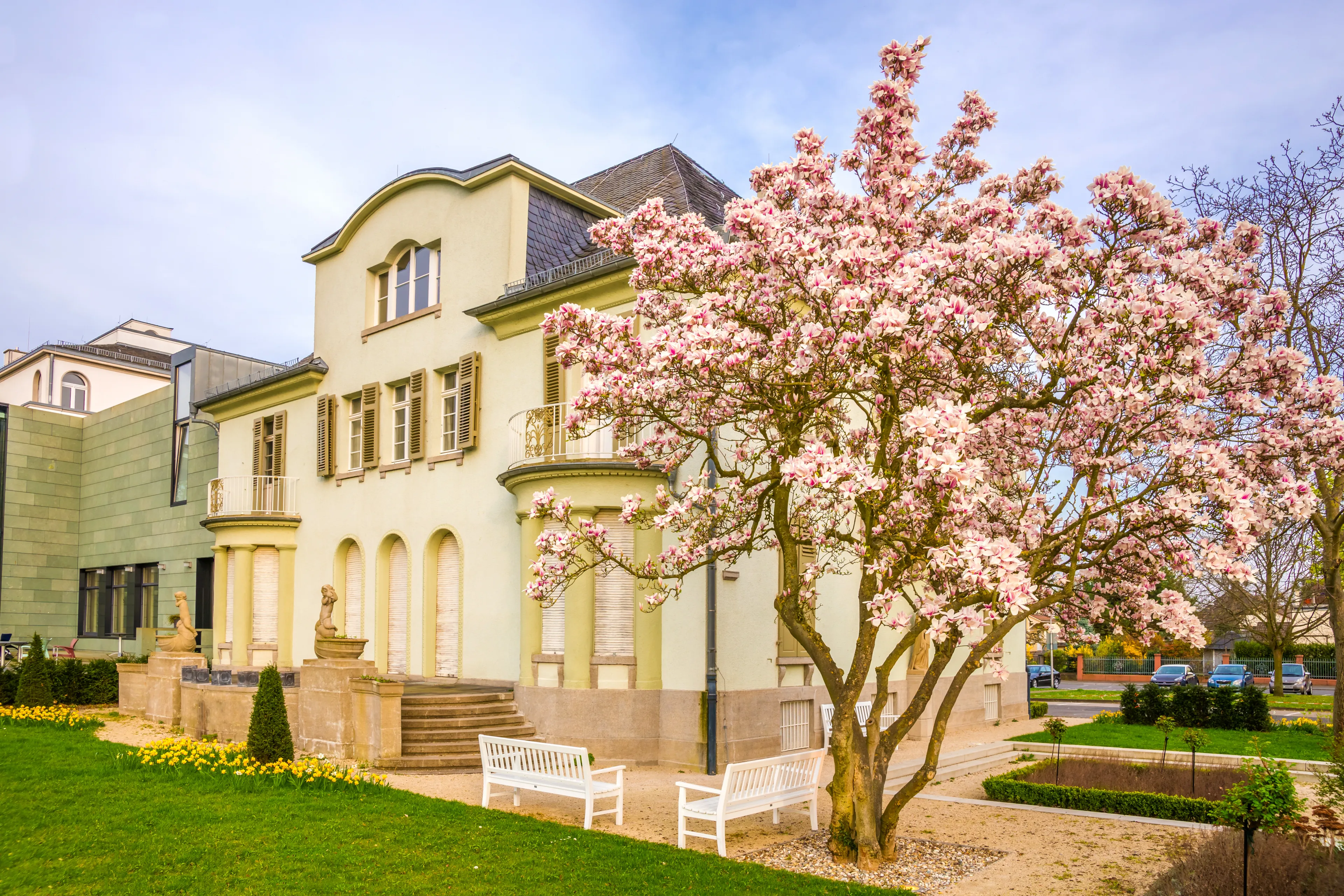 Best Rüsselsheim hotels. Cheap hotels in Rüsselsheim, Germany