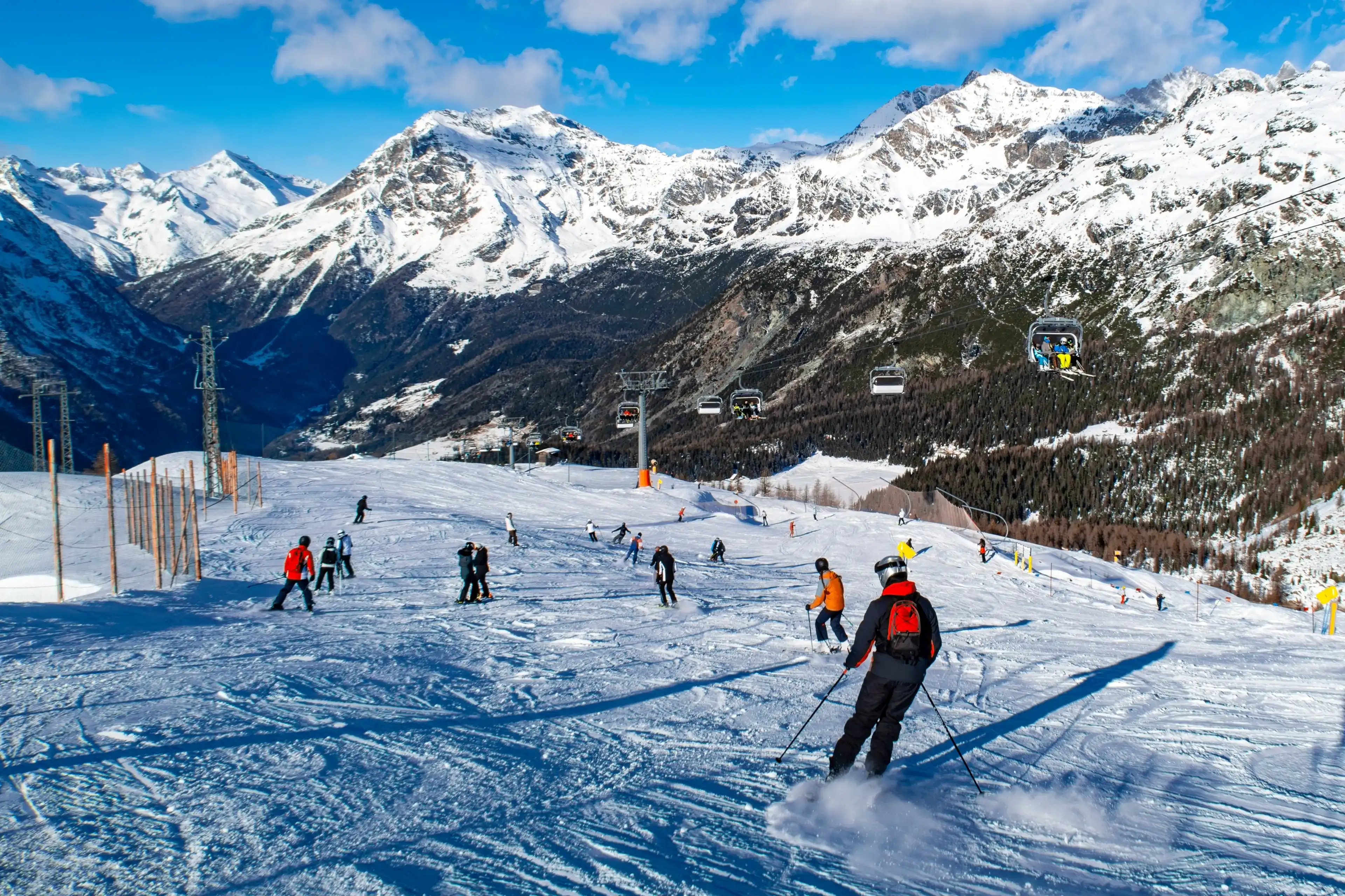 Ski slopes in Valmalenco ski resort Ski slopes in Valmalenco ski resort