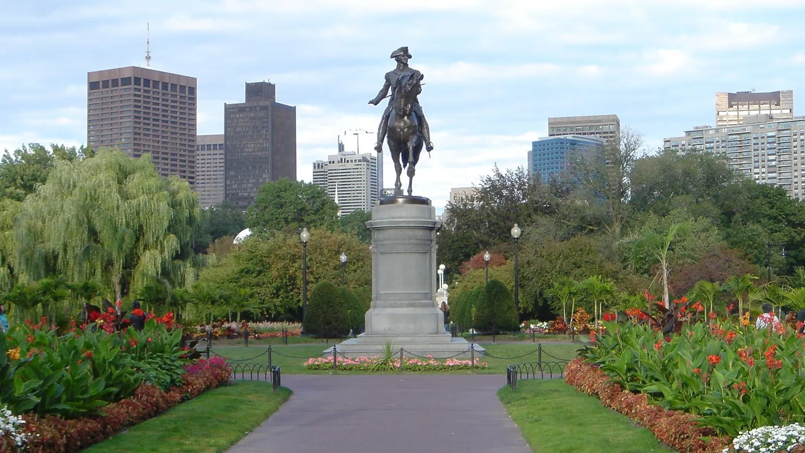 https://www.nps.gov/places/boston-public-garden.htm