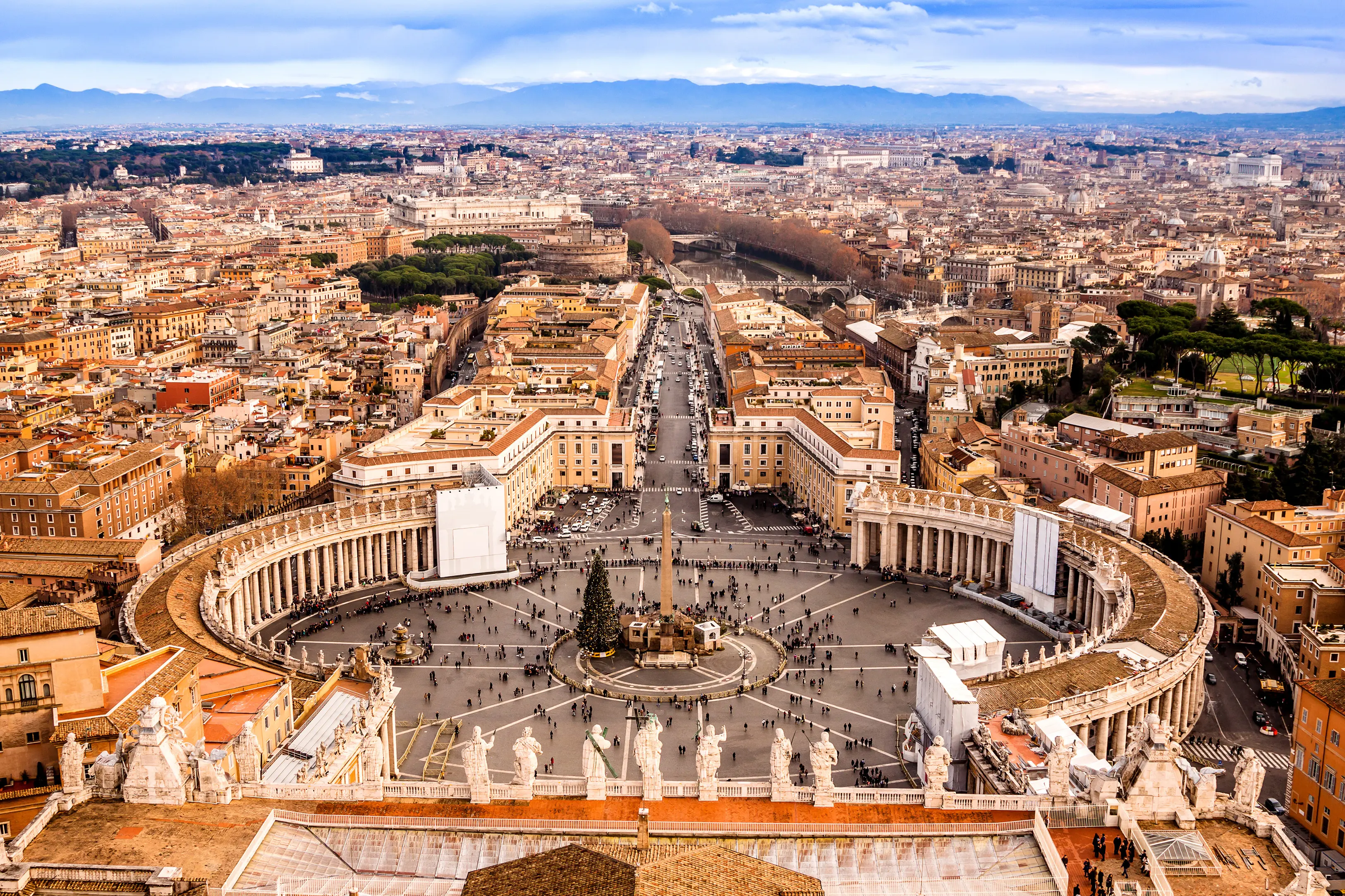Visiting the Vatican: 7 Splendid Ways to Spend an Afternoon