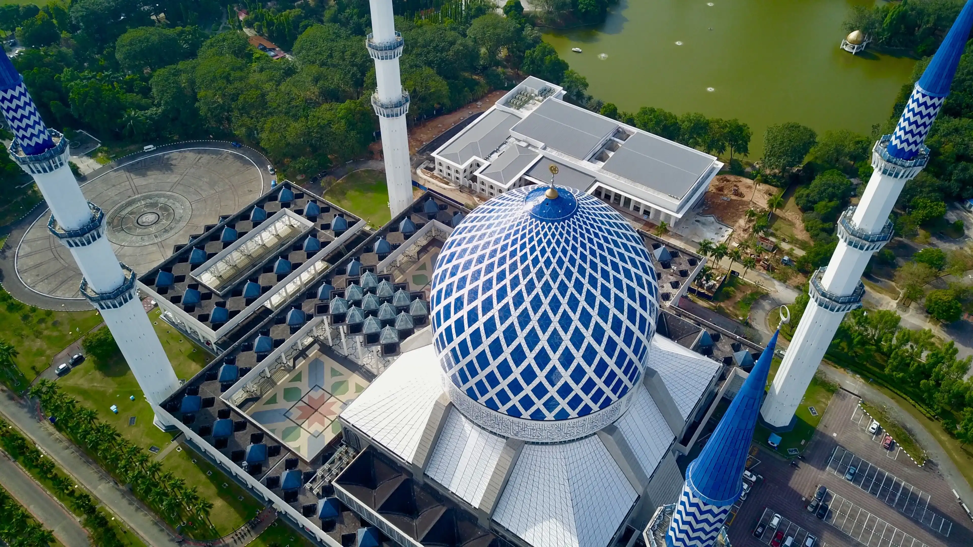Aerial View Masjid Sultan Salahuddin Abdul Aziz Shah or Blue Mosque in Shah alam ,Selangor, Kuala lumpur, Malaysia. Sultan Salahuddin Abdul Aziz Mosque is biggest mosque in Malaysia.