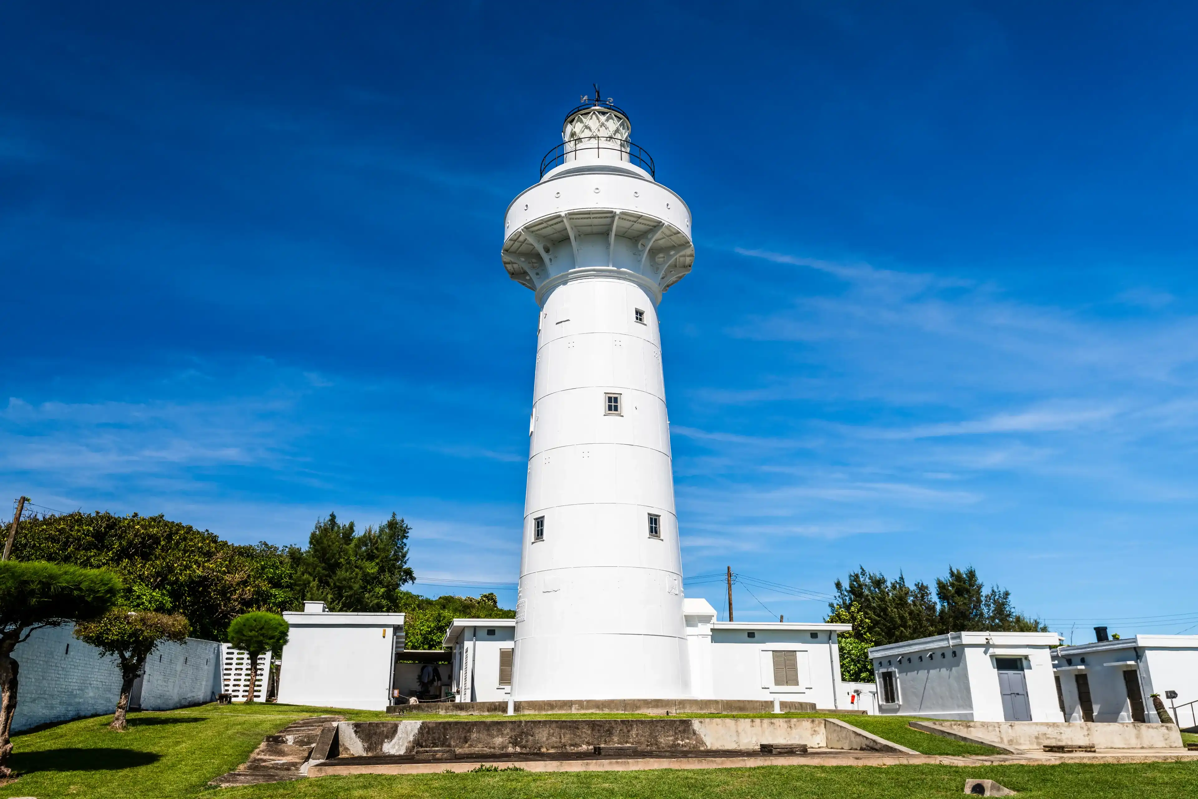 Eluanbi Lighthouse in Kenting National Park in Pingtung, Taiwan. Eluanbi Lighthouse in Kenting National Park in Pingtung, Taiwan.