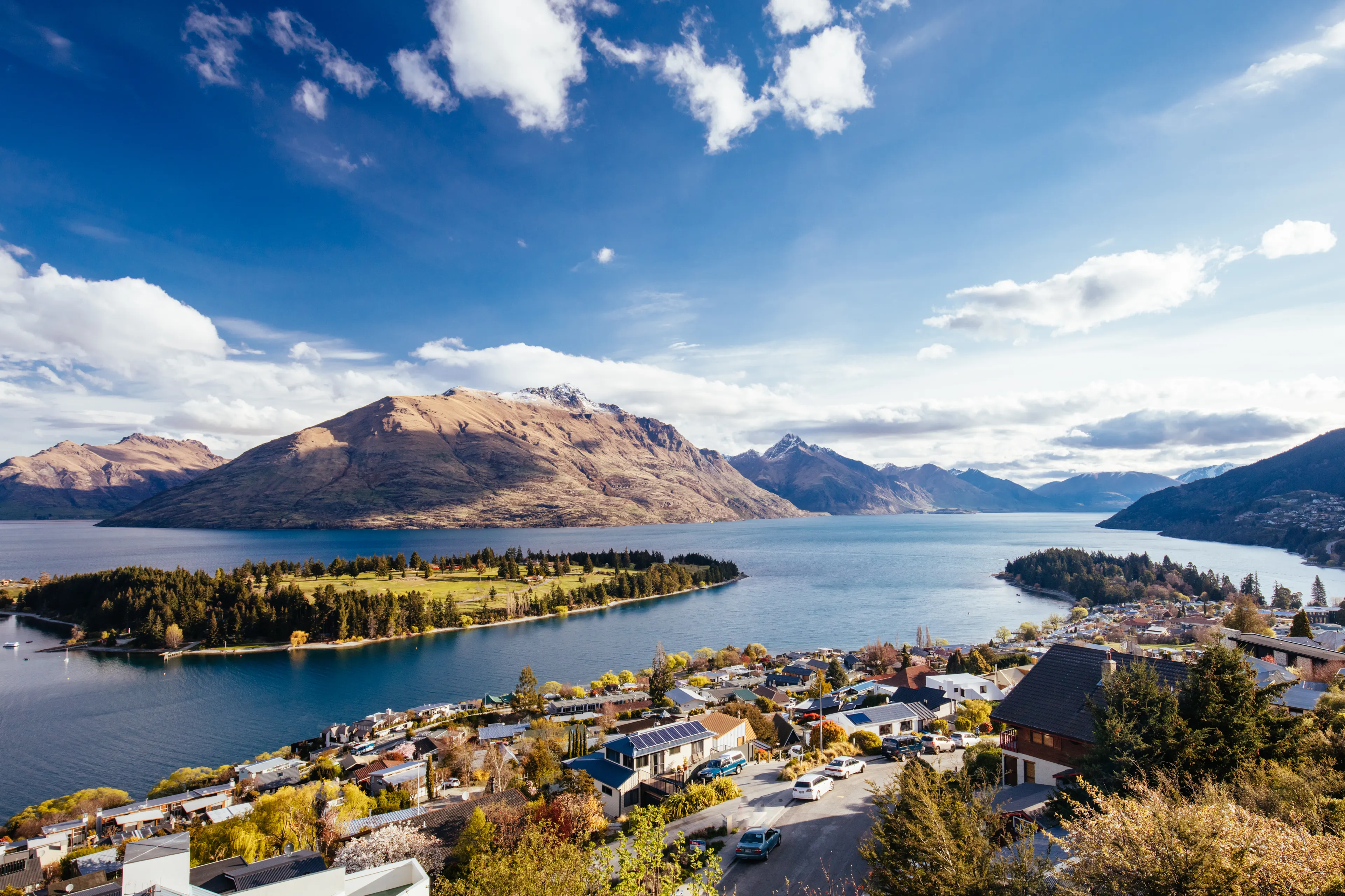 Best Queenstown hotels. Cheap hotels in Queenstown, New Zealand