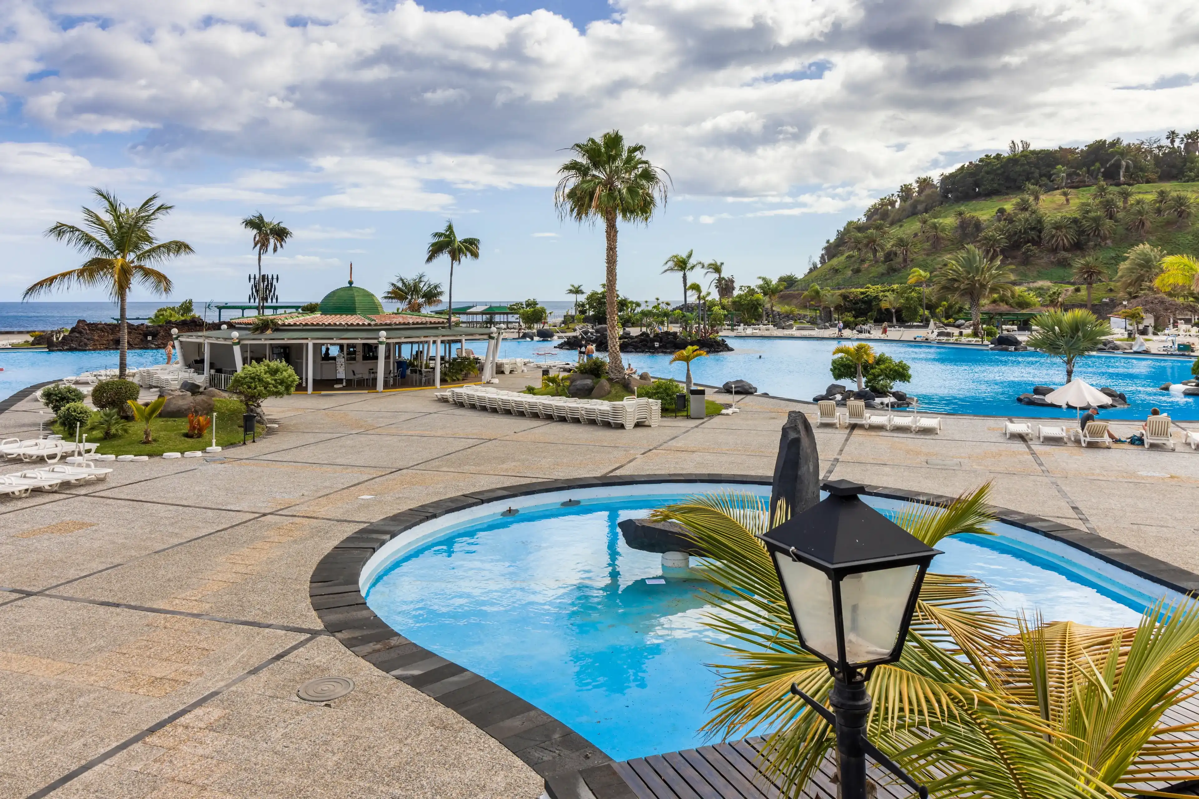 Best Santa Cruz de Tenerife hotels. Cheap hotels in Santa Cruz de Tenerife, Spain