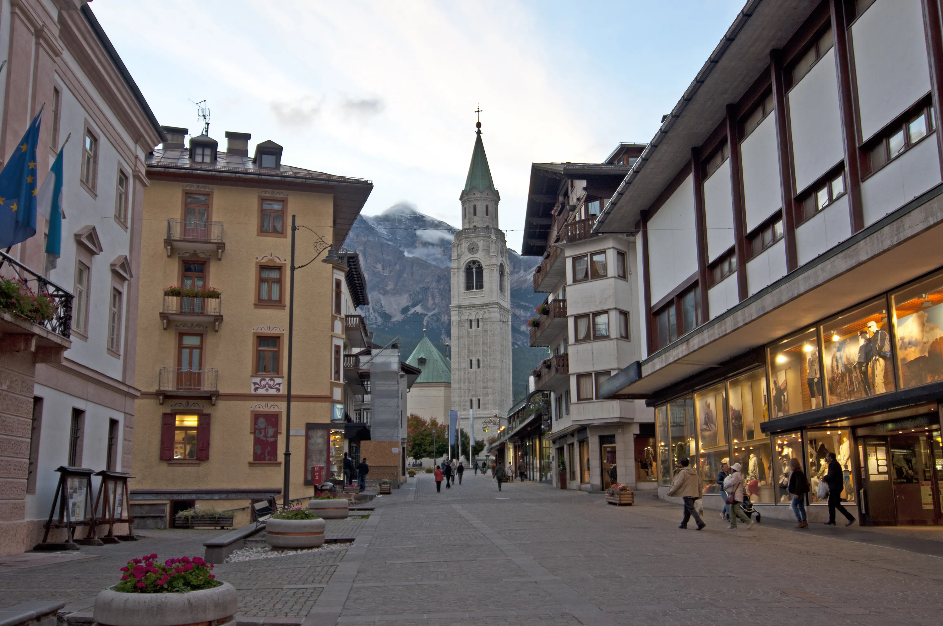 Best Cortina d'Ampezzo hotels. Cheap hotels in Cortina d'Ampezzo, Italy