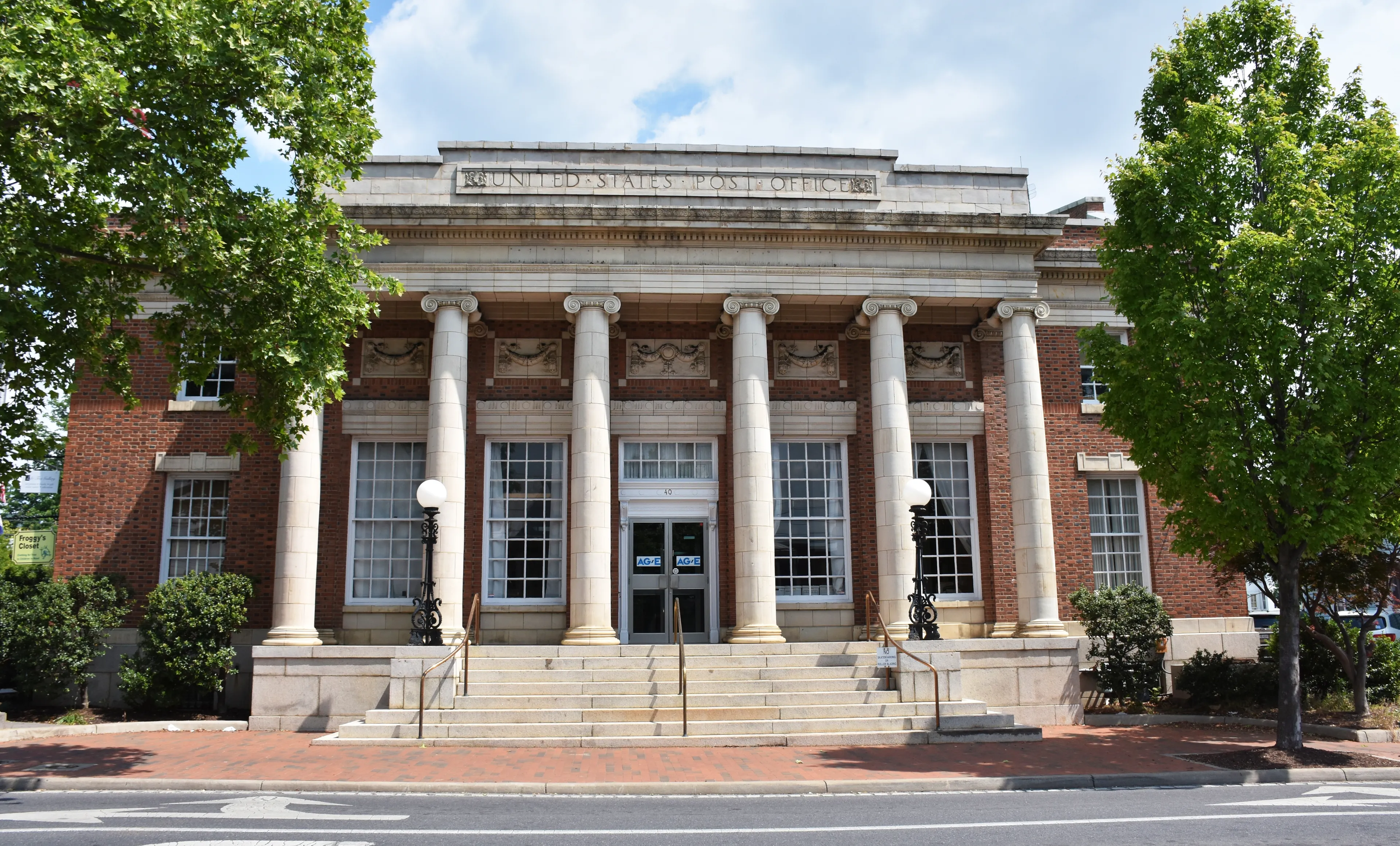 Best Winchester hotels. Cheap hotels in Winchester, Virginia, United States