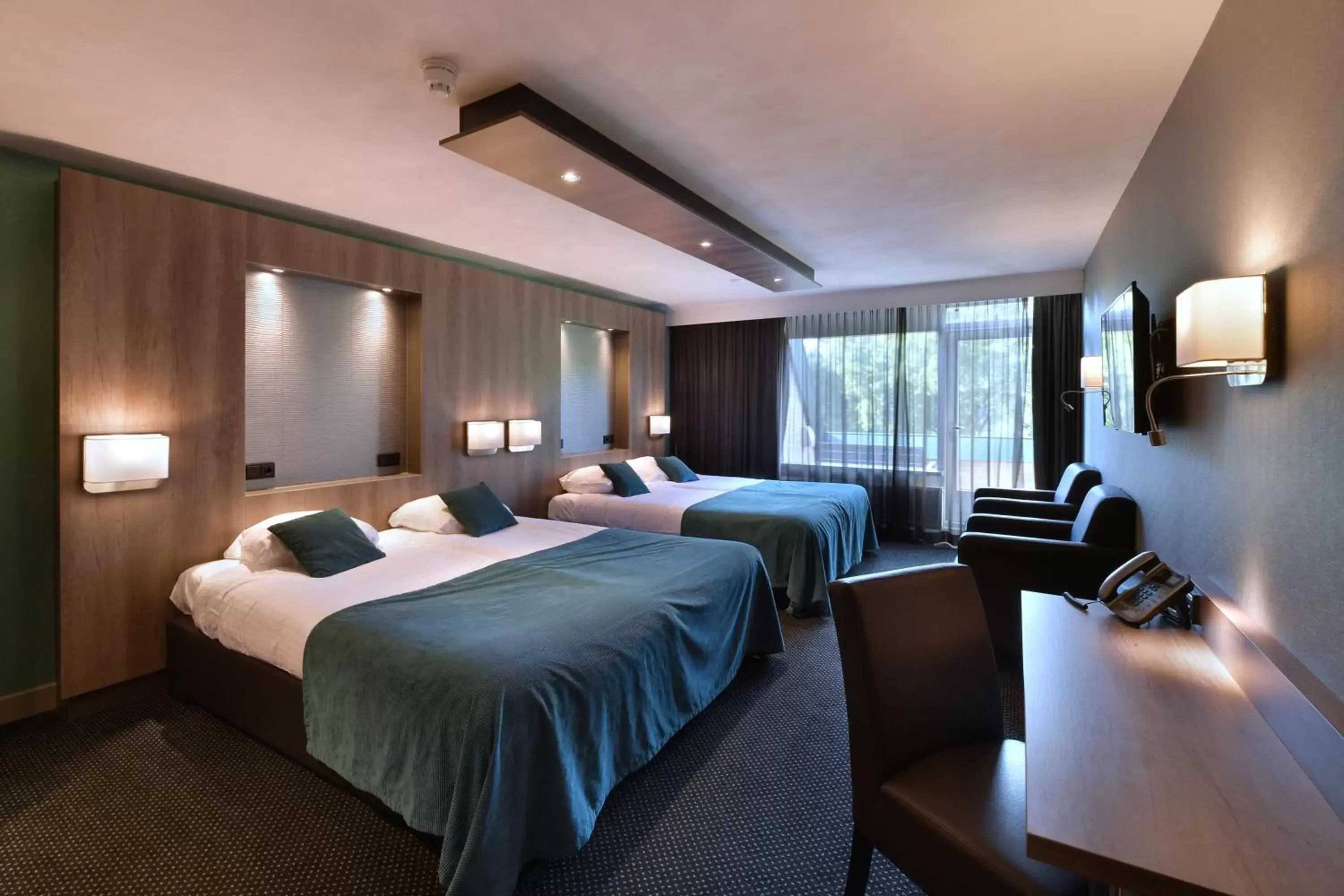 Quadruple Room in Van der Valk Hotel Gilze-Tilburg