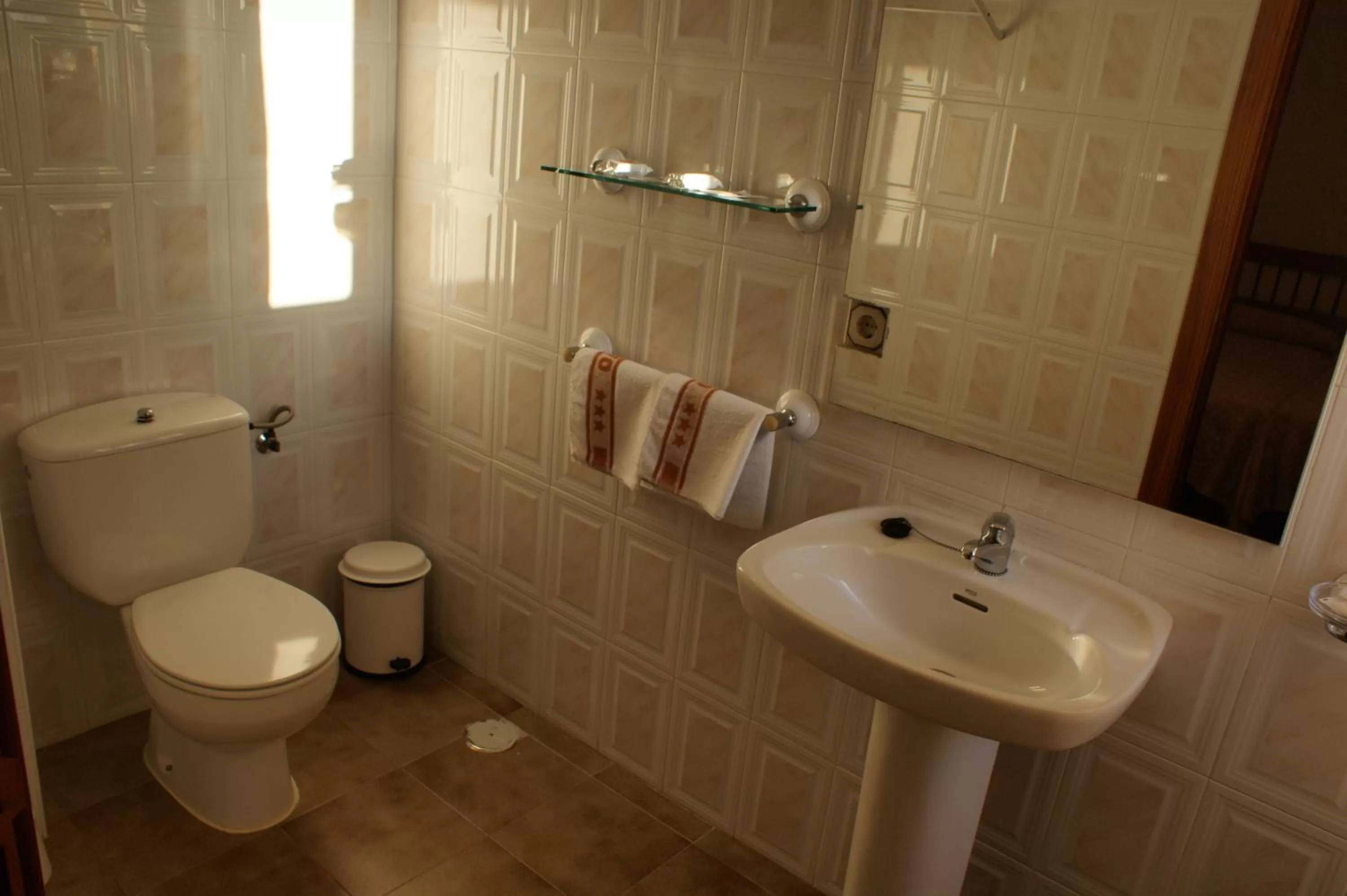 Bathroom in Hotel Novo