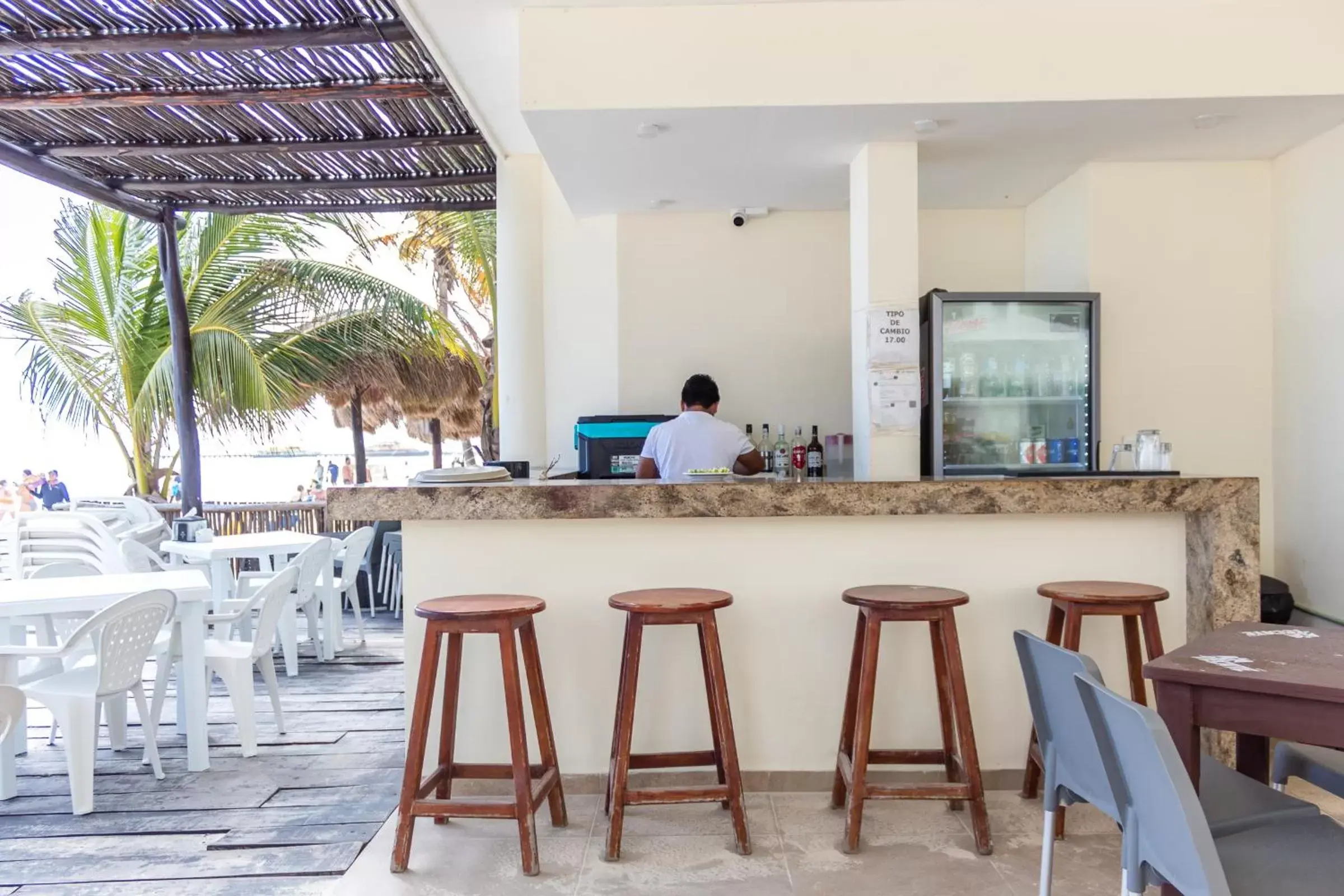Restaurant/places to eat in Playa Maya by MIJ - Beachfront Hotel