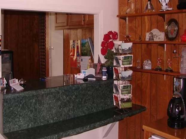 Red Carpet Inn & Suites Morgantown