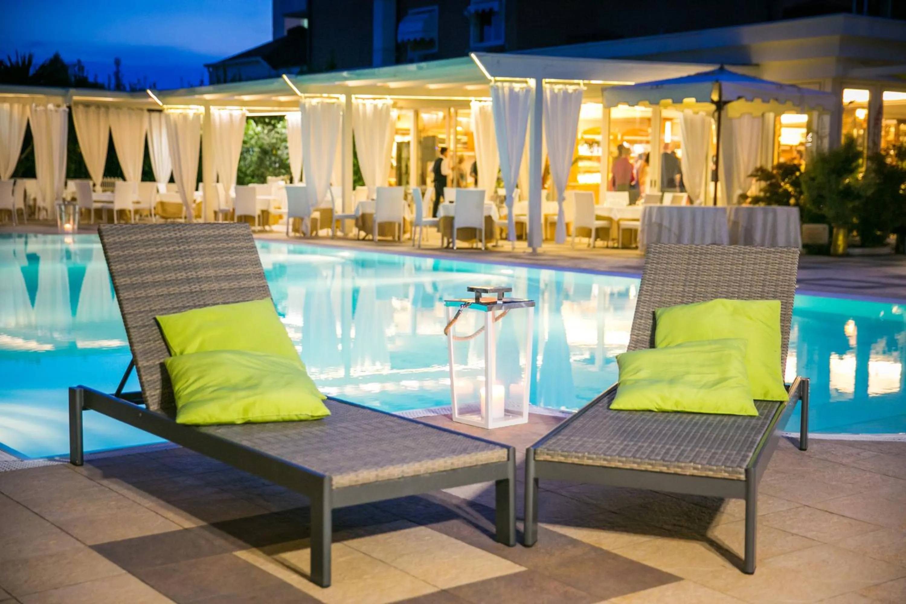 Swimming pool in Hotel Ares