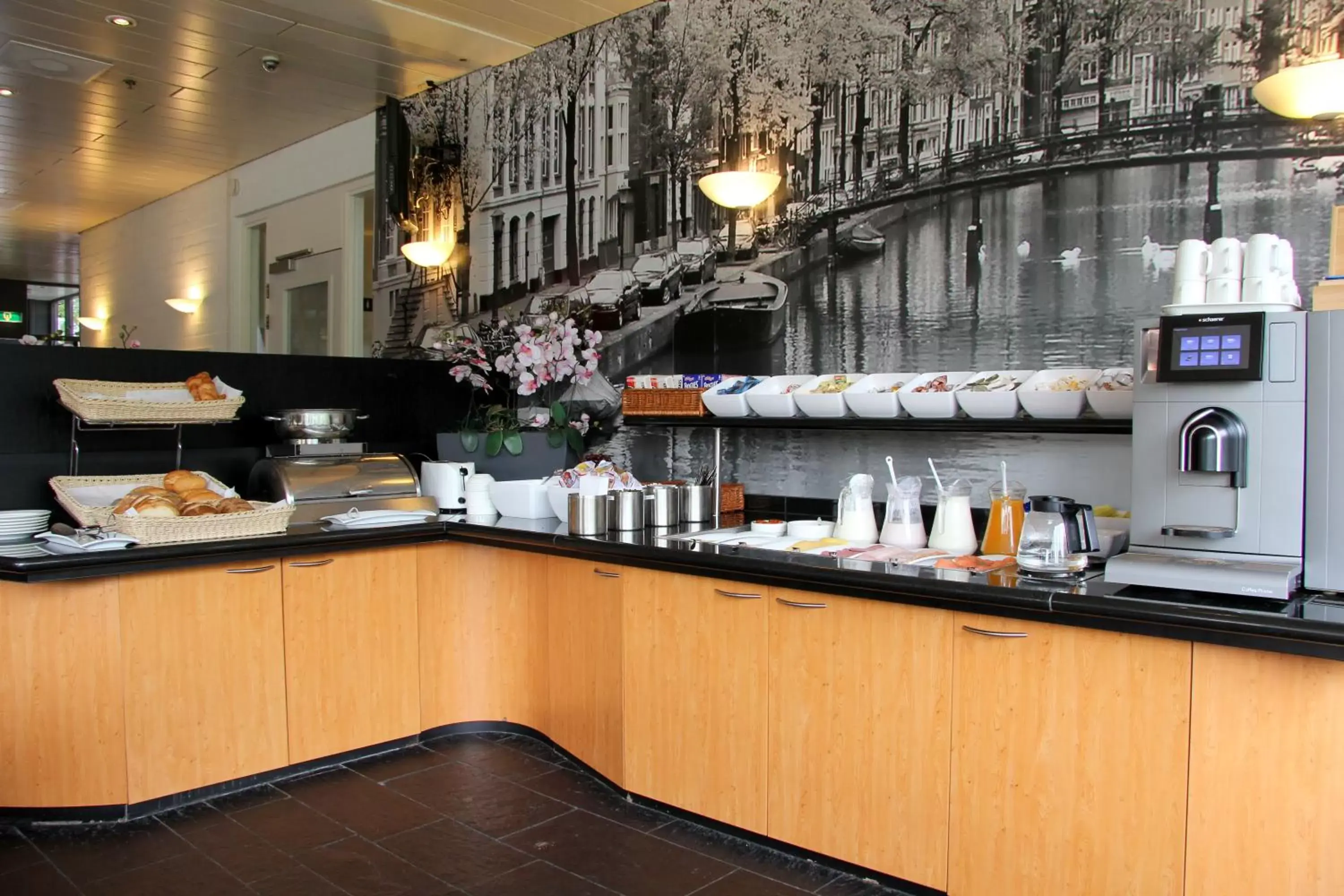 Continental breakfast, Kitchen/Kitchenette in Bastion Hotel Amsterdam Noord