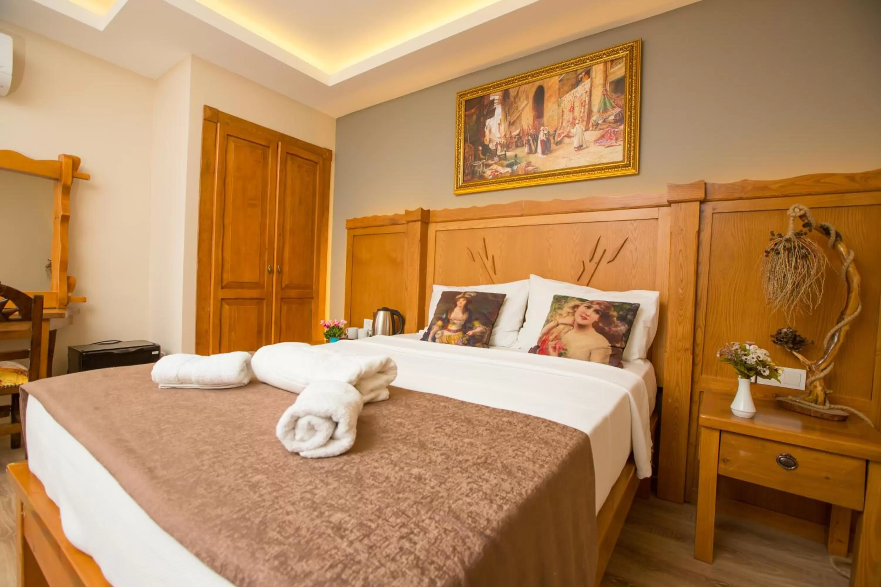 Spring, Bed in The PeraPort Hotel