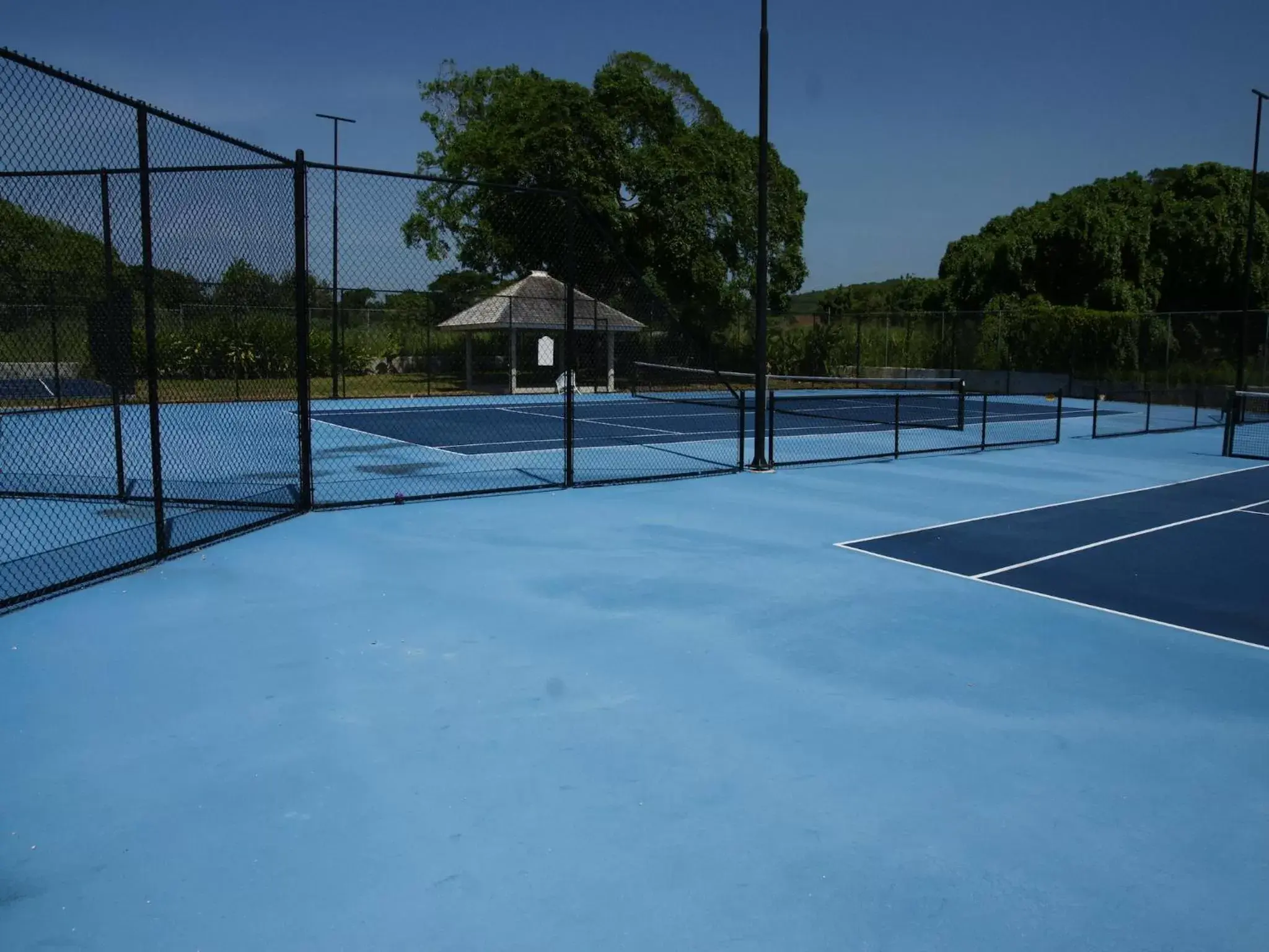 Tennis court, Tennis/Squash in Jamnick Vacation Rentals - Richmond, St Ann, Jamaica