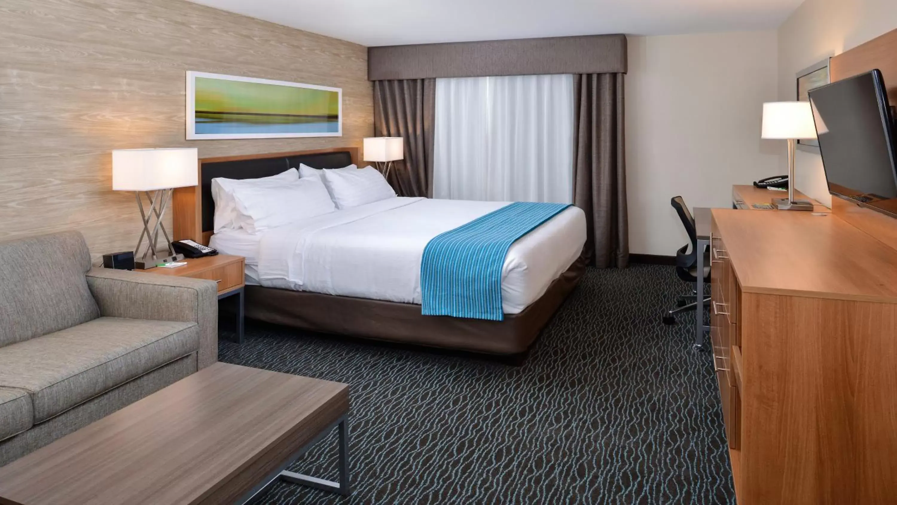 Photo of the whole room, Bed in Holiday Inn Hotel & Suites Edmonton Airport Conference Centre, an IHG Hotel