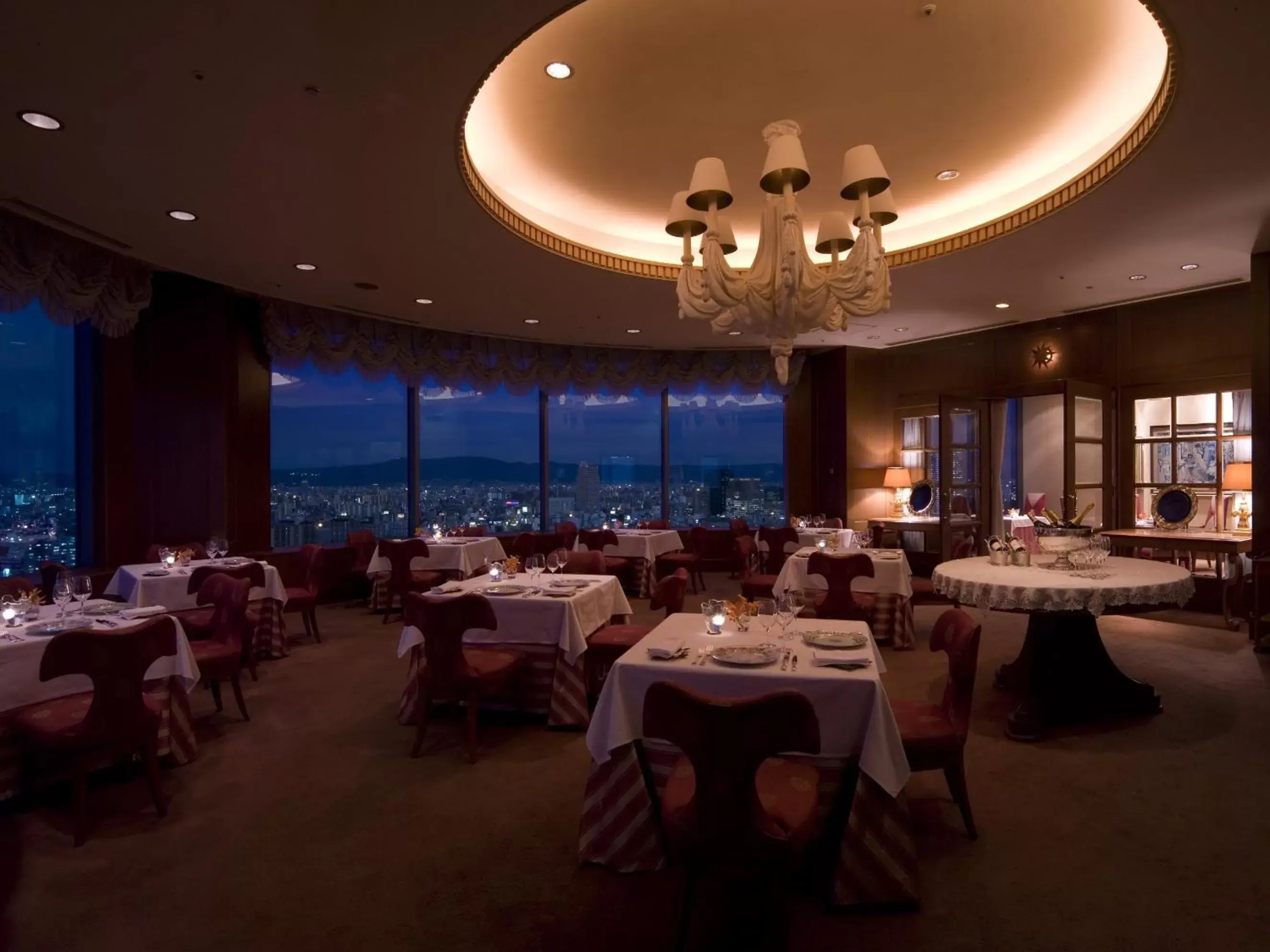 Restaurant/Places to Eat in Imperial Hotel Osaka