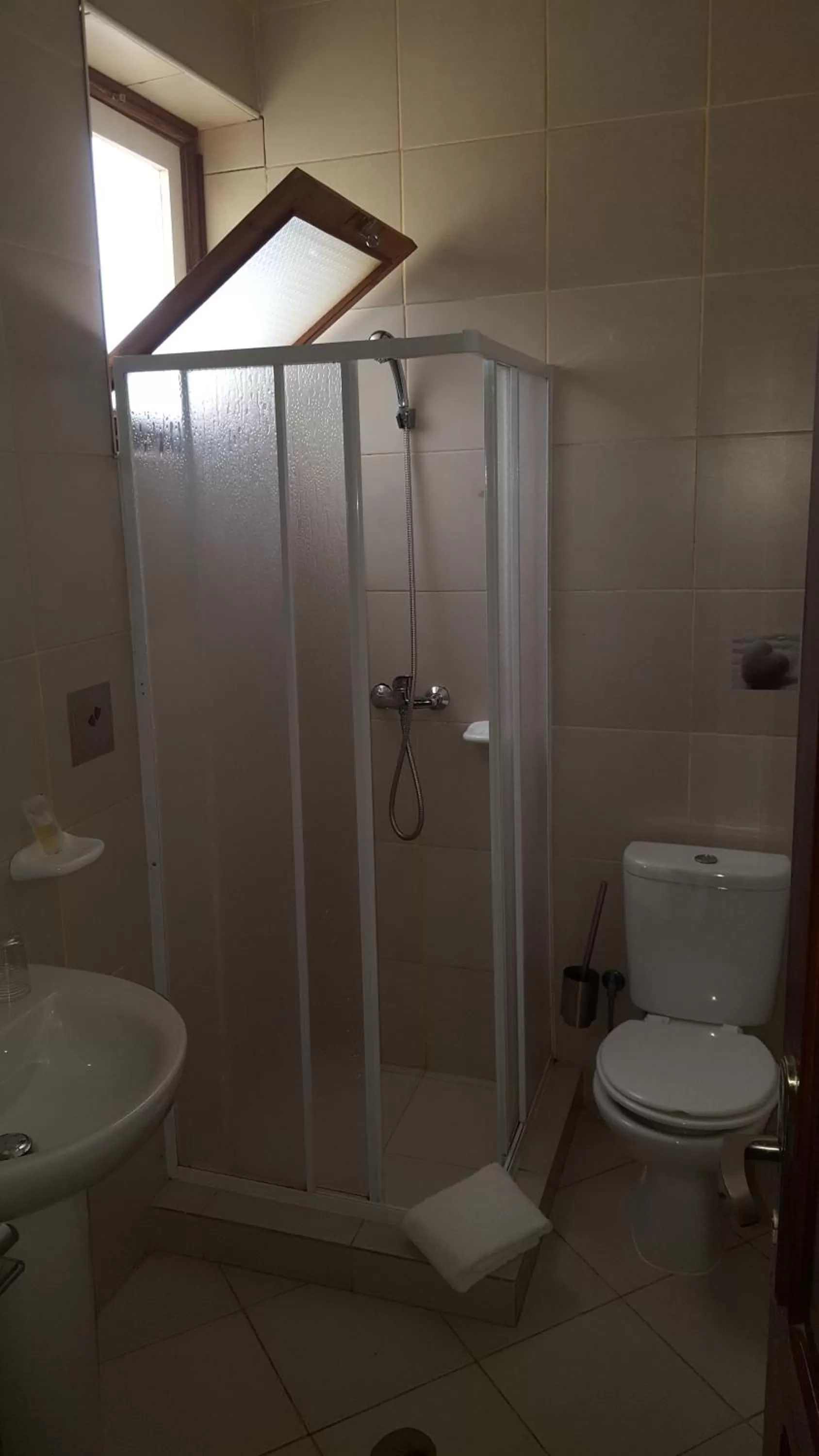 Bathroom in Atlantic Maio Hotel