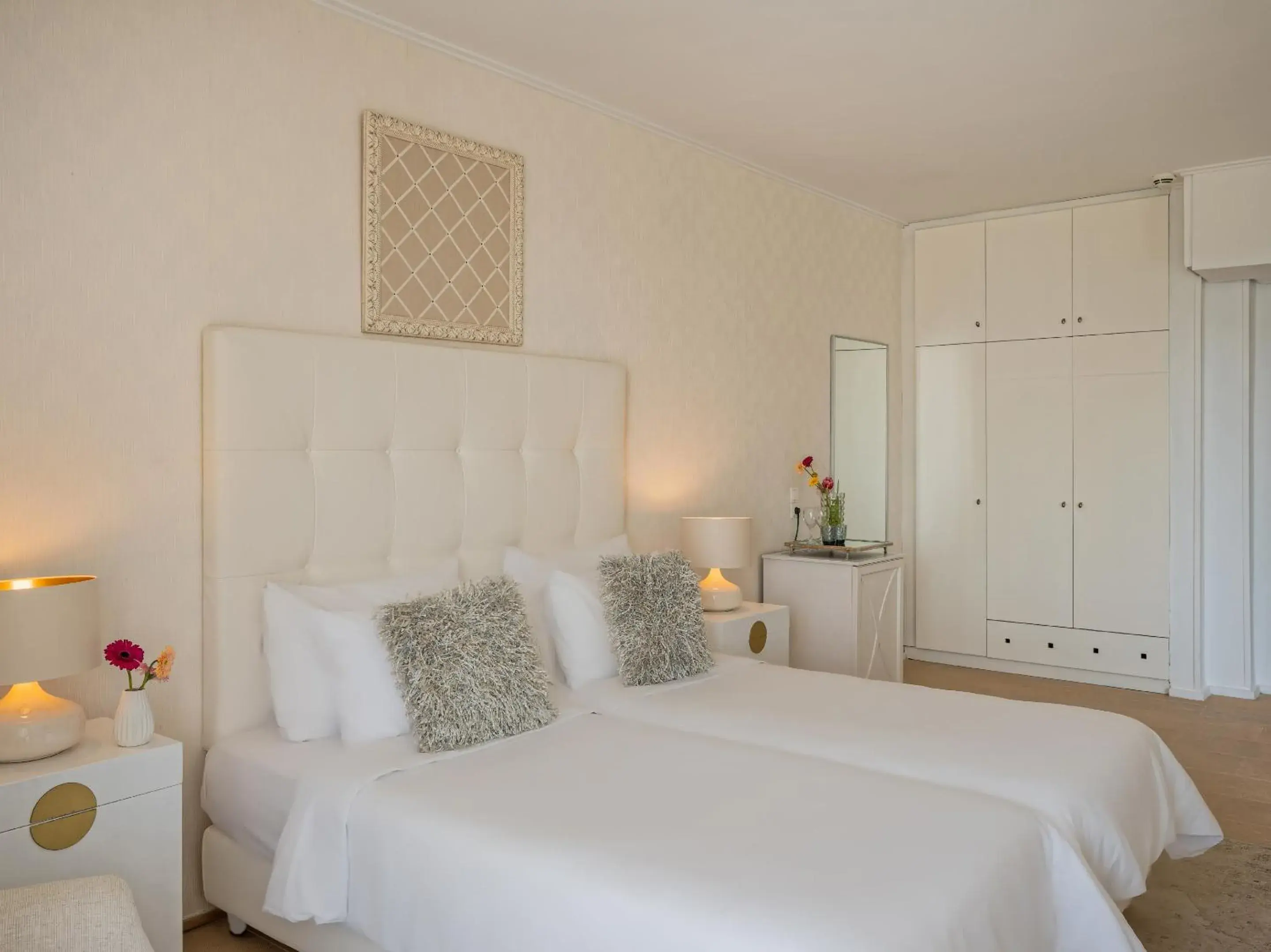 Photo of the whole room, Bed in Grecotel Creta Palace