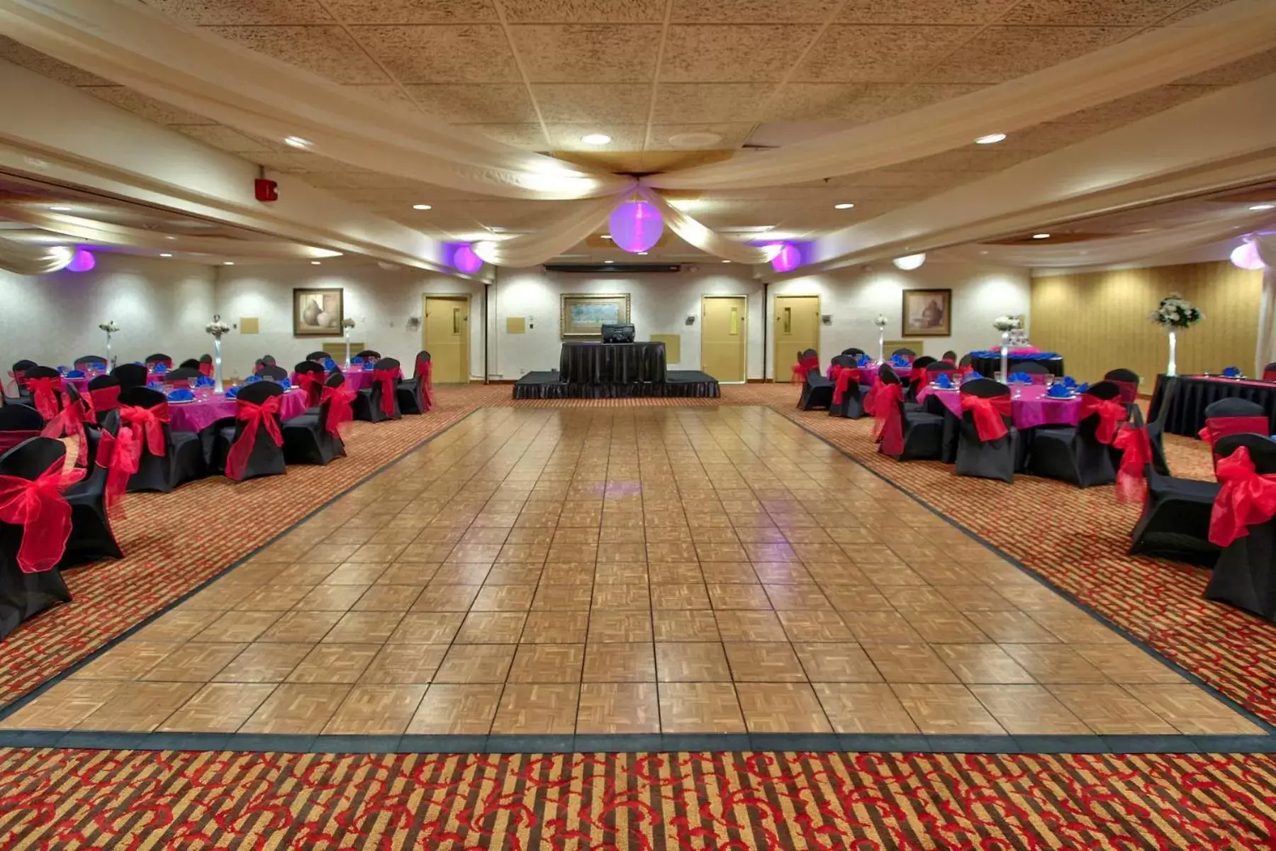 Banquet Facilities in Ramada by Wyndham Albuquerque Midtown