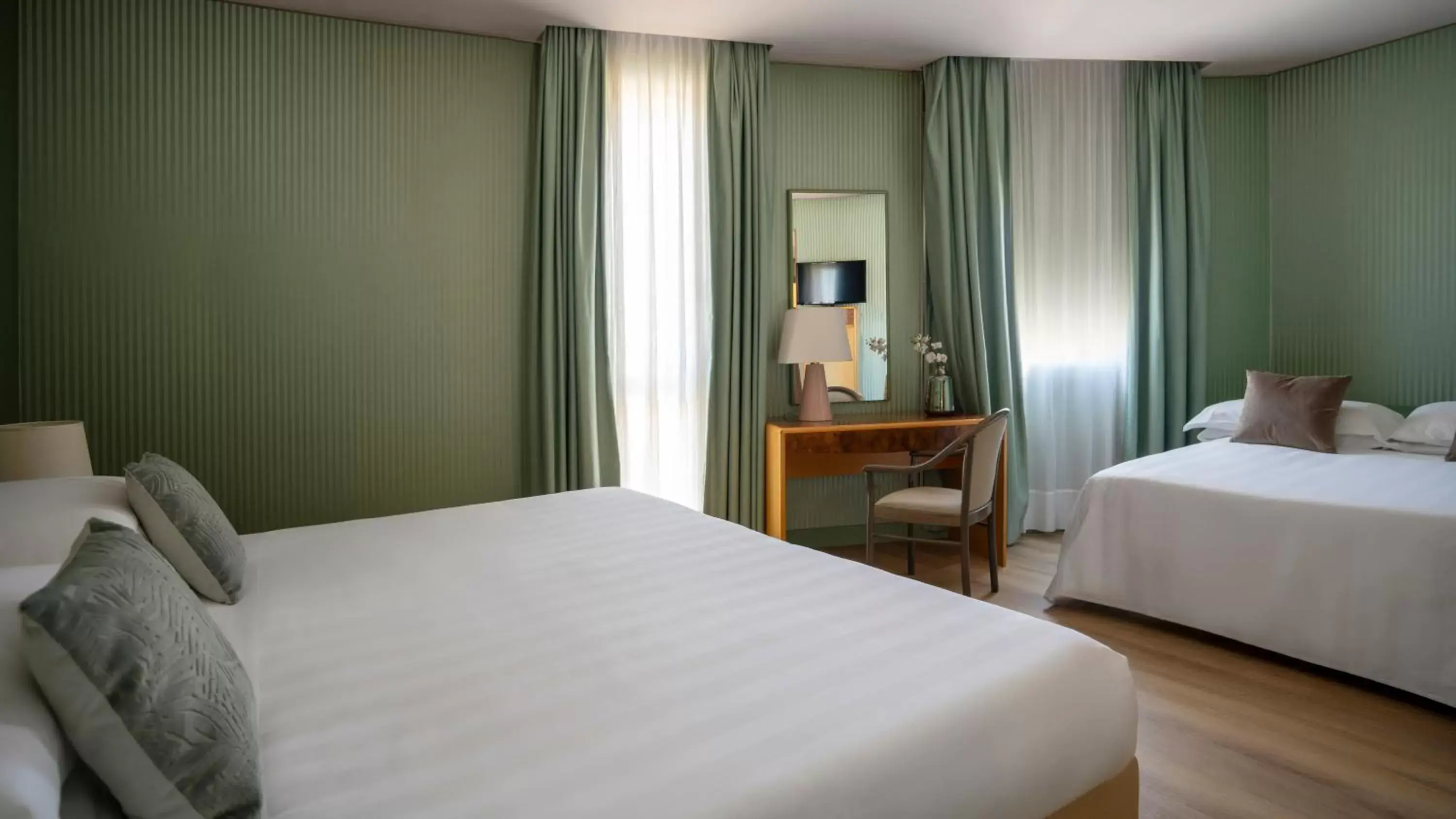 Photo of the whole room, Bed in Perugia Park Hotel
