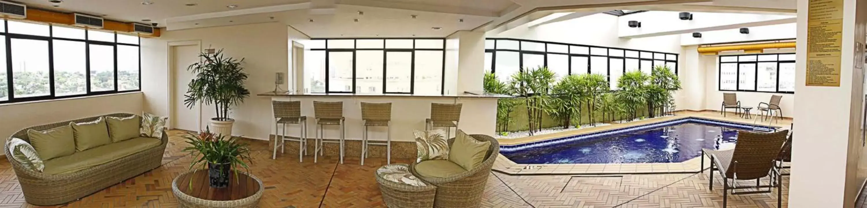 Swimming pool in Transamerica Executive Higienópolis Swimming pool in Transamerica Executive Higienópolis