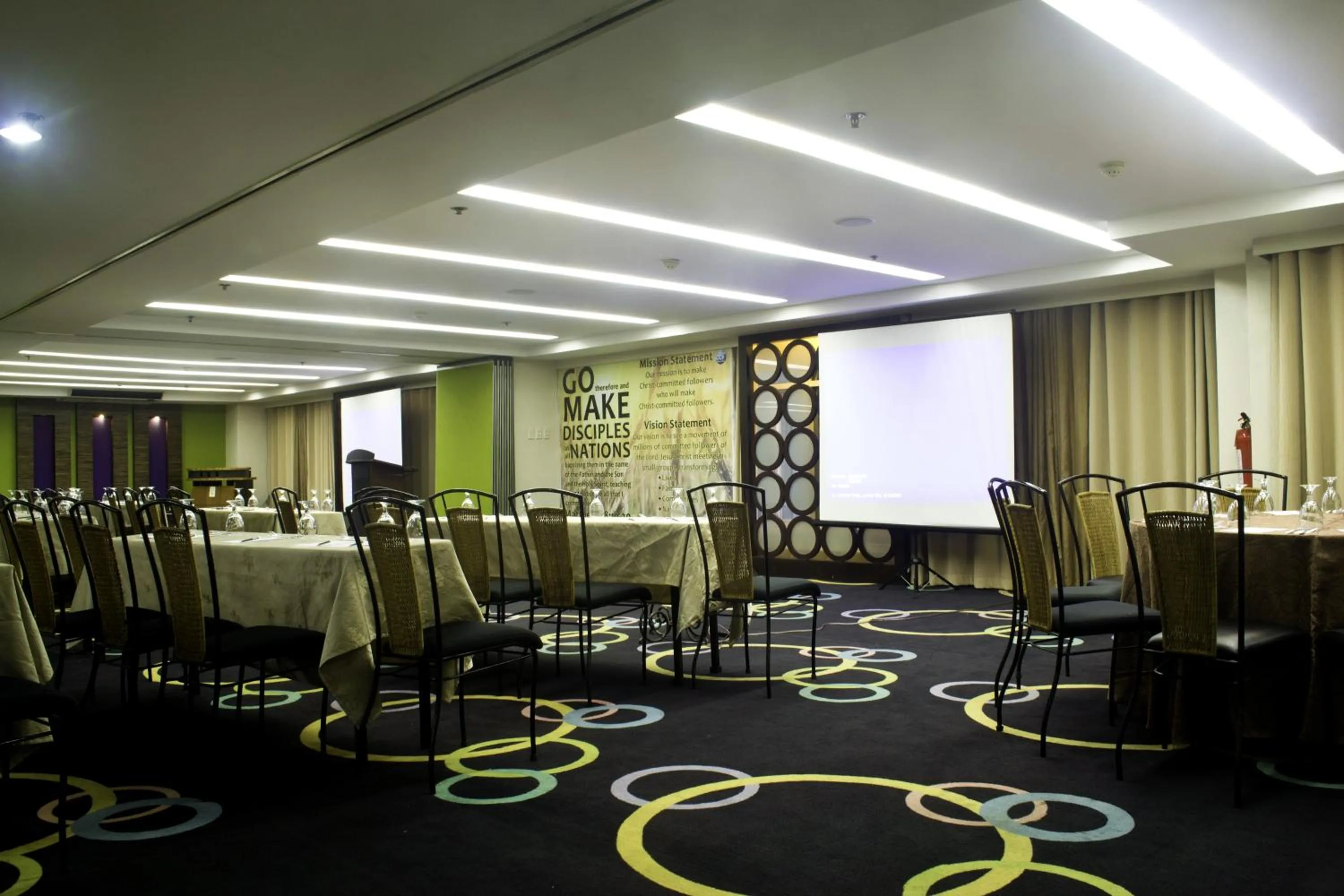 Banquet/Function facilities in El Cielito Inn - Sta. Rosa