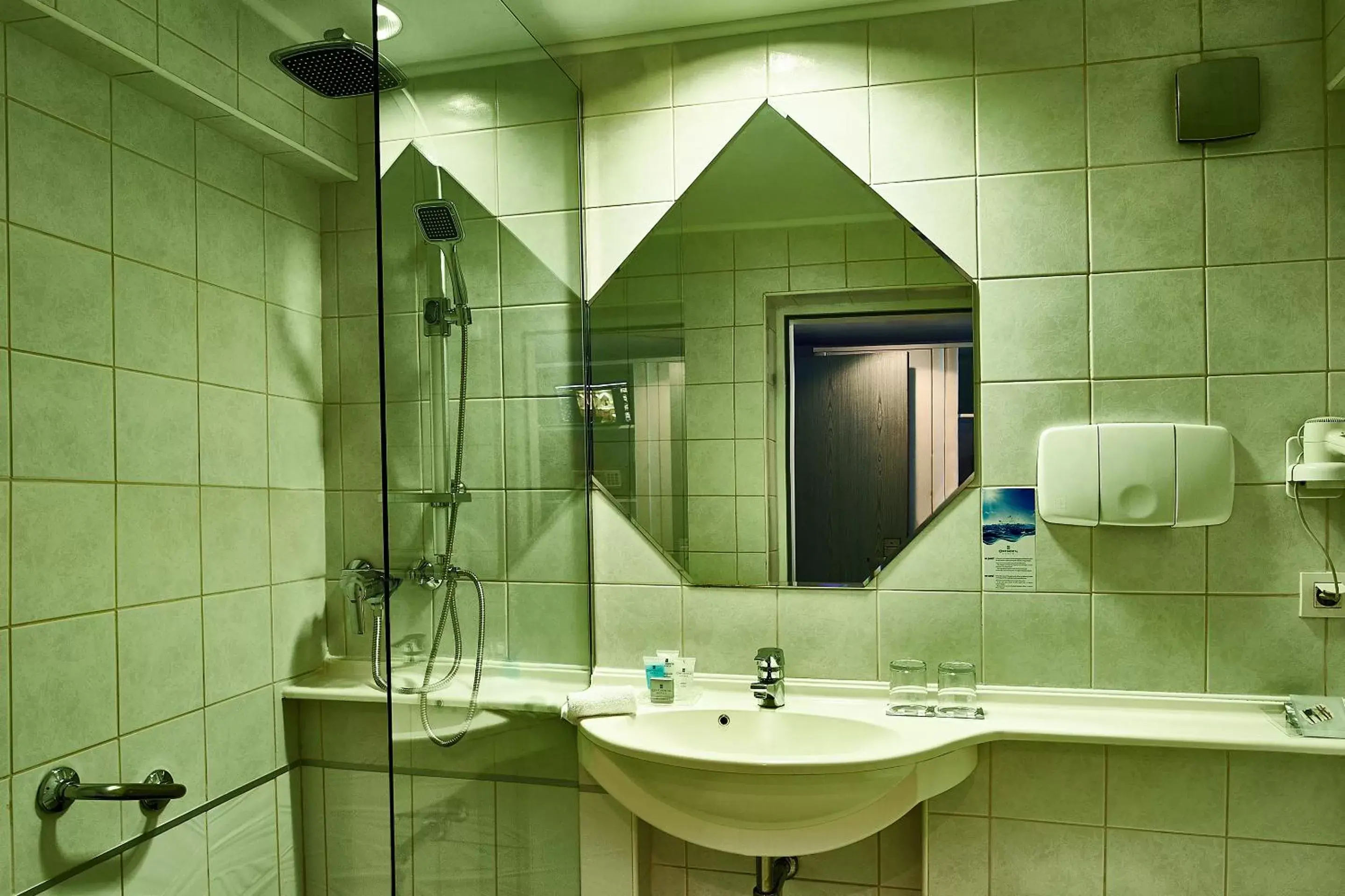 Bathroom in Continental Forum Arad