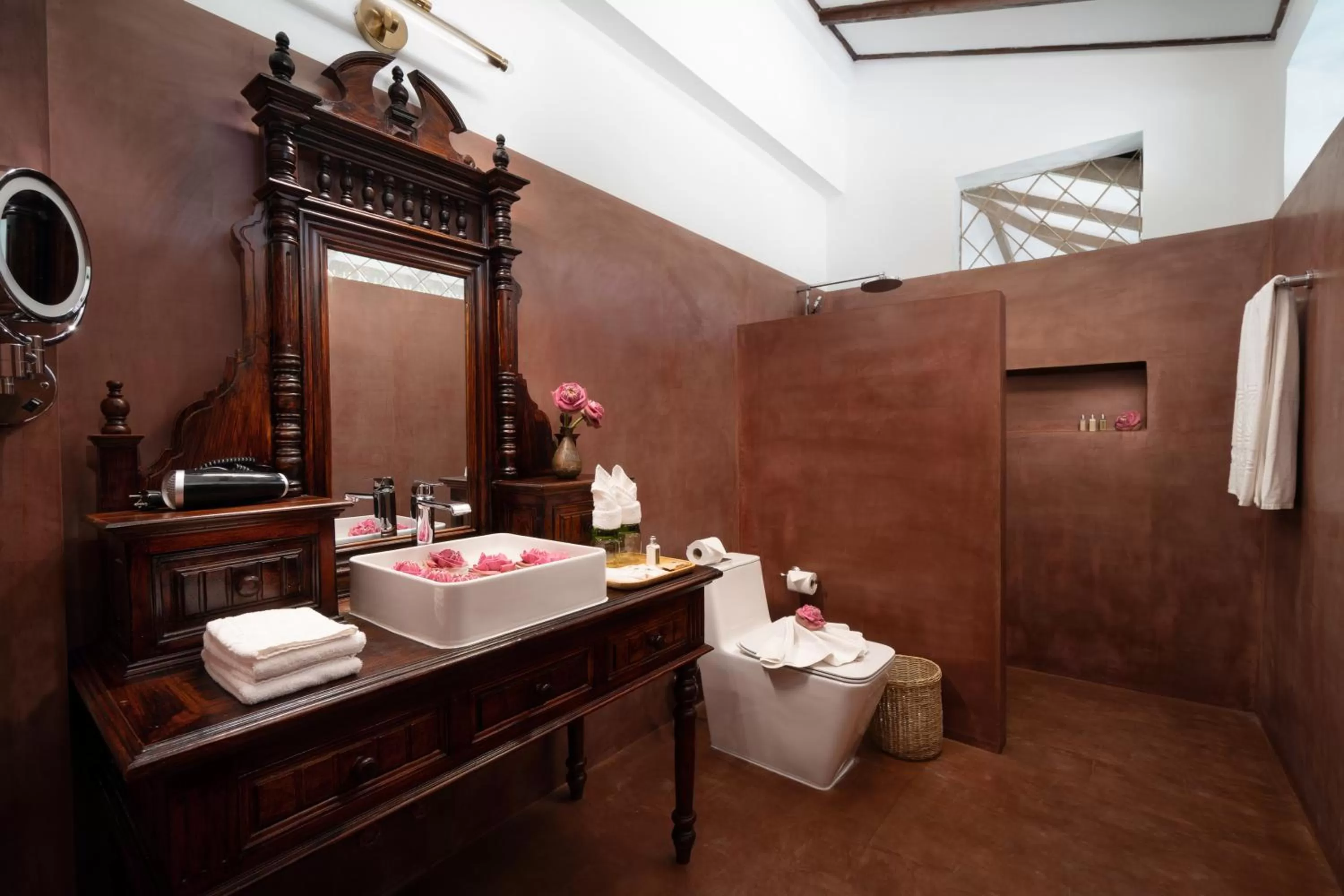 Two Villas with Two Private Pools - All Inclusive in Mane Family Vacation