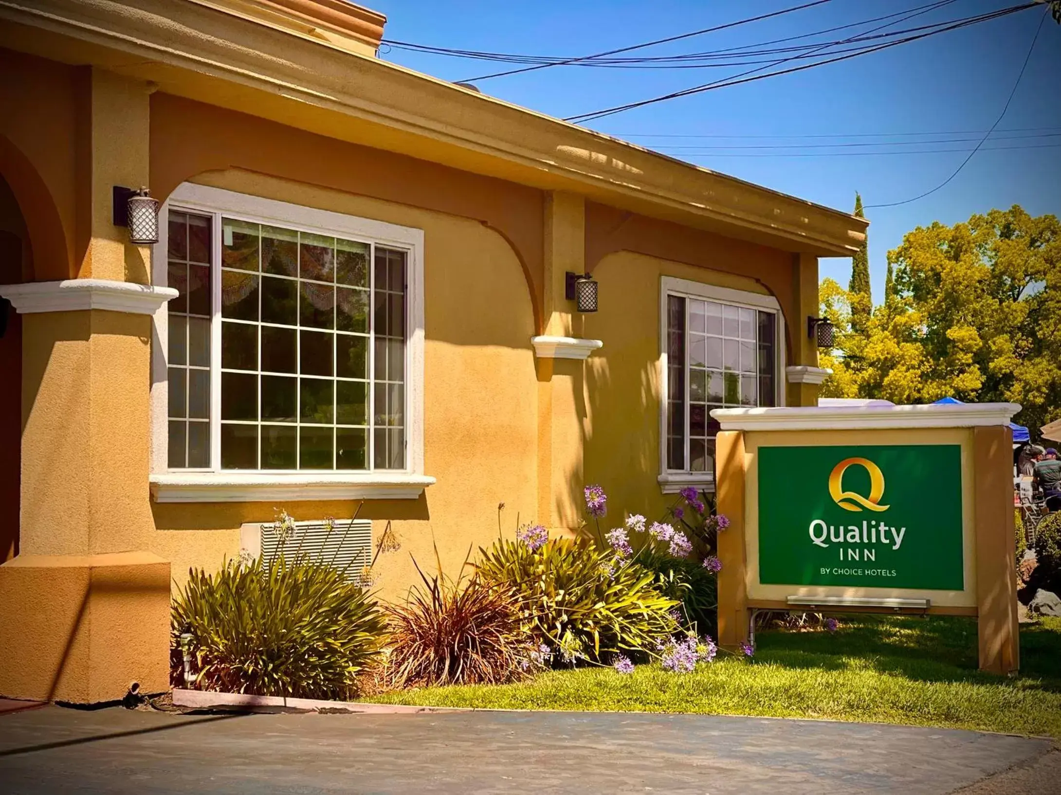 Property Building in Quality Inn Ukiah Downtown