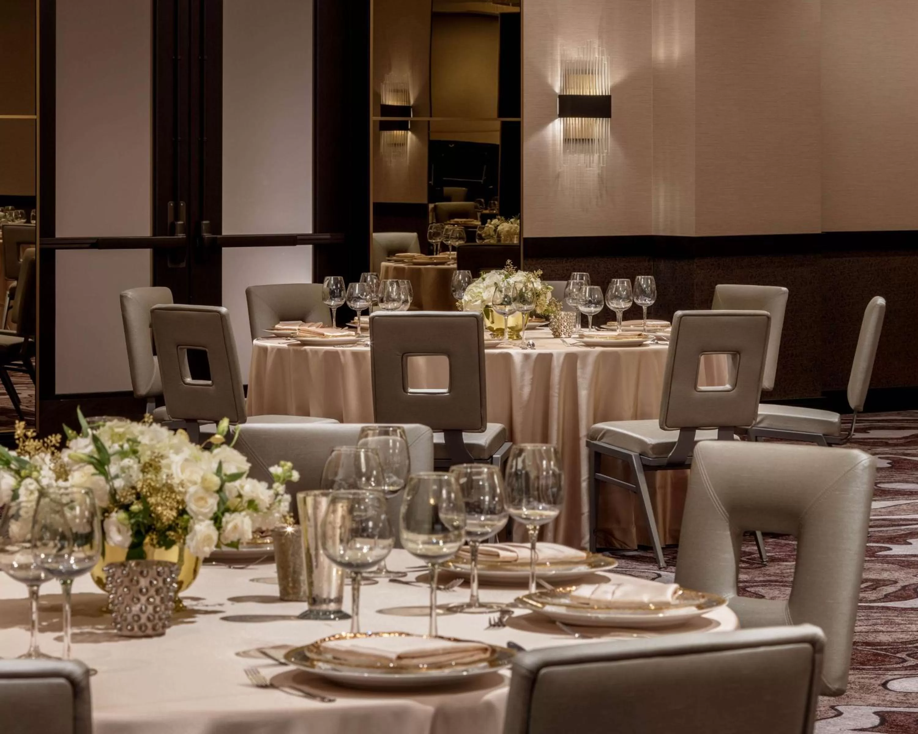 Meeting/conference room in Embassy Suites By Hilton Minneapolis Downtown Hotel