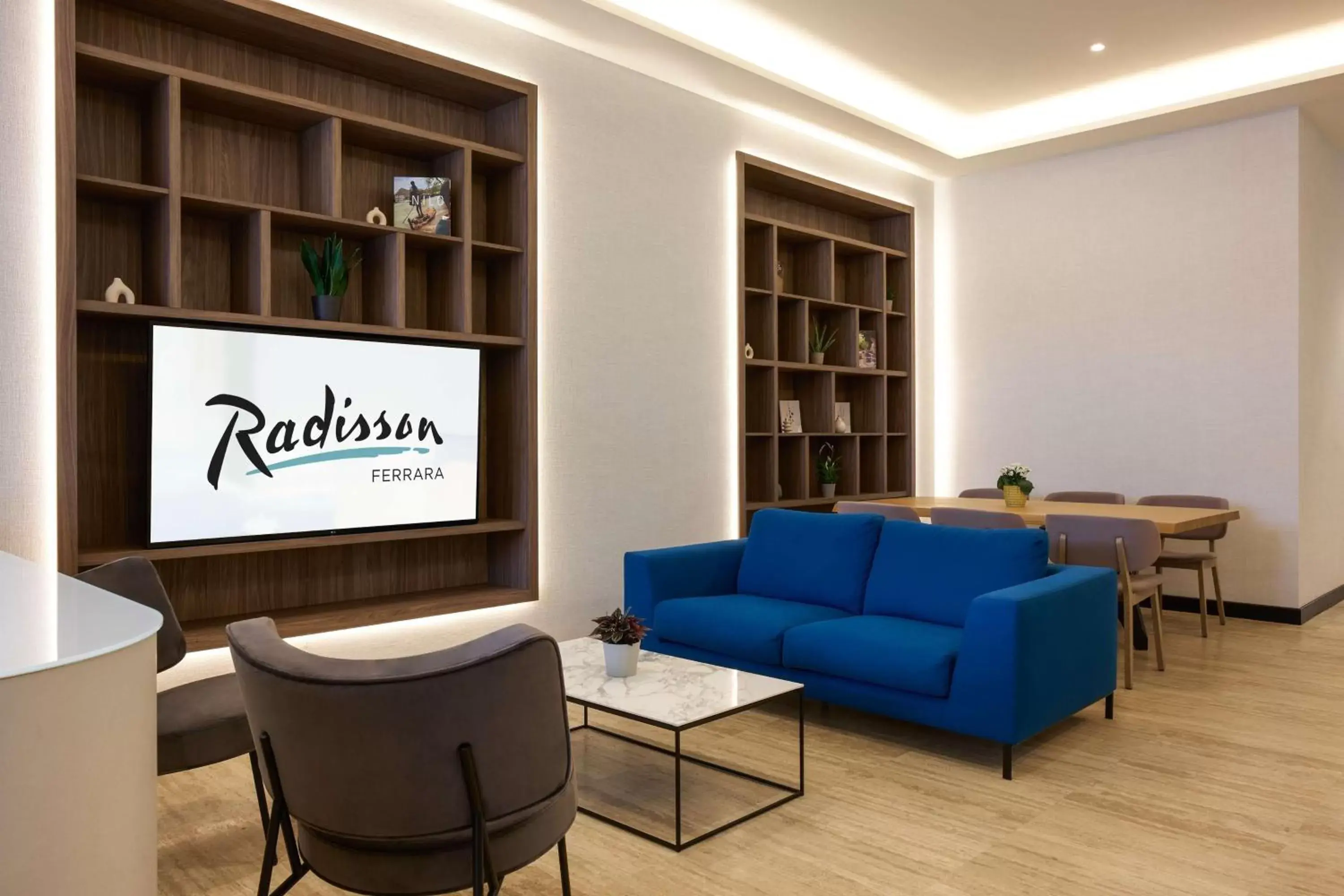 Lobby or reception, Seating Area in Radisson Hotel Ferrara