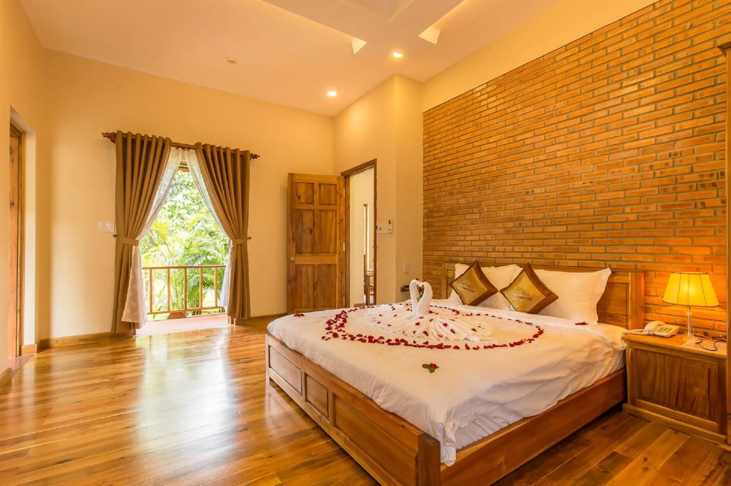 Bedroom, Bed in The Garden House Phu Quoc Resort