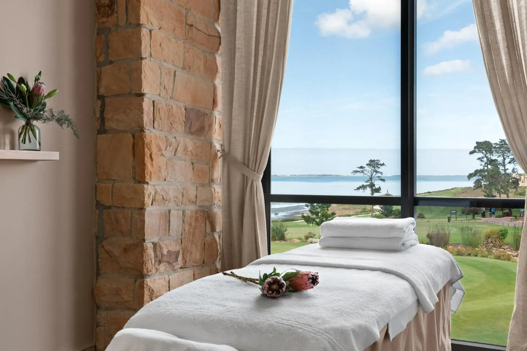 Massage in Arabella Hotel, Golf and Spa