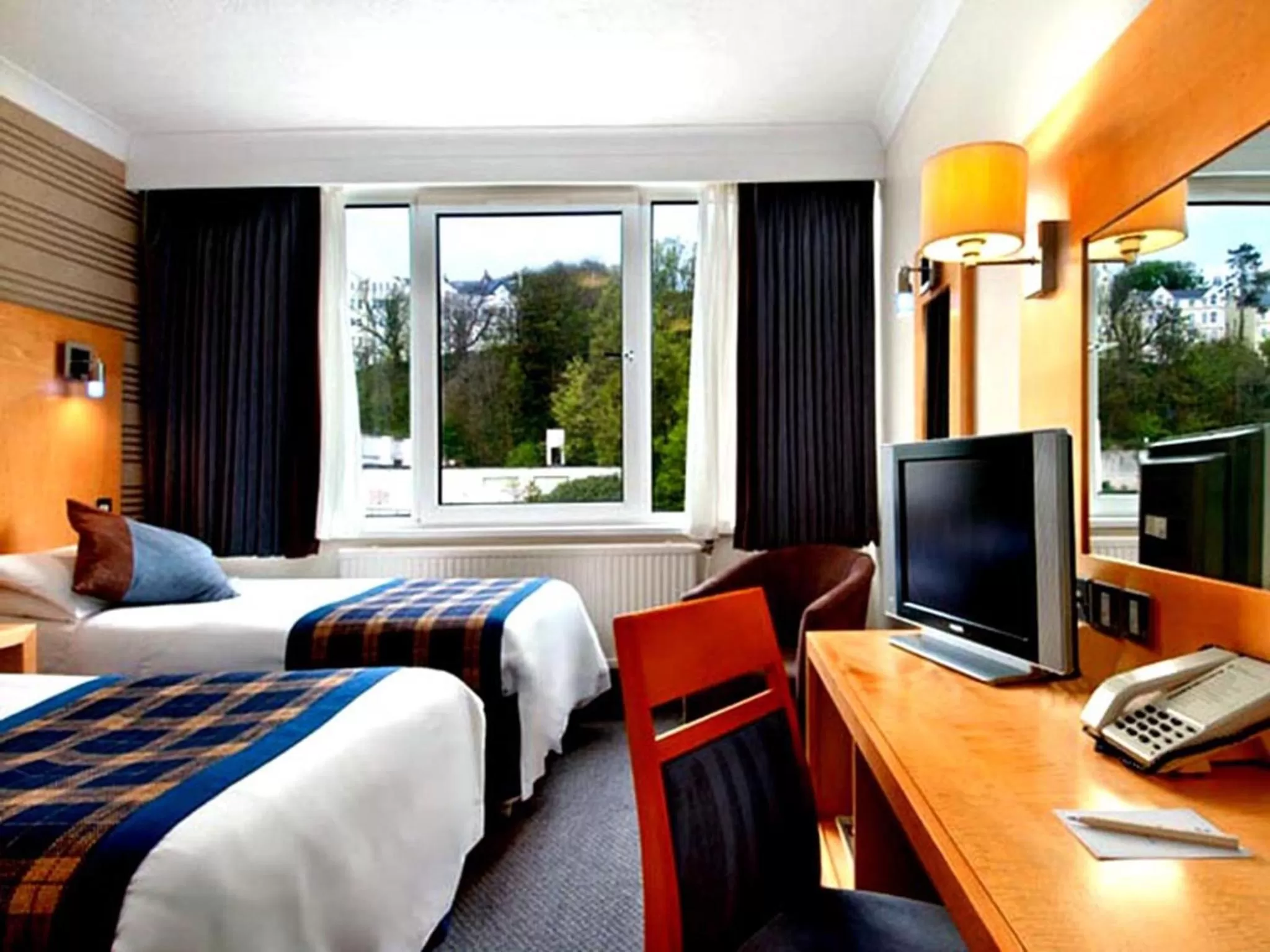 TV and multimedia, Bed in Best Western Palace Hotel & Casino