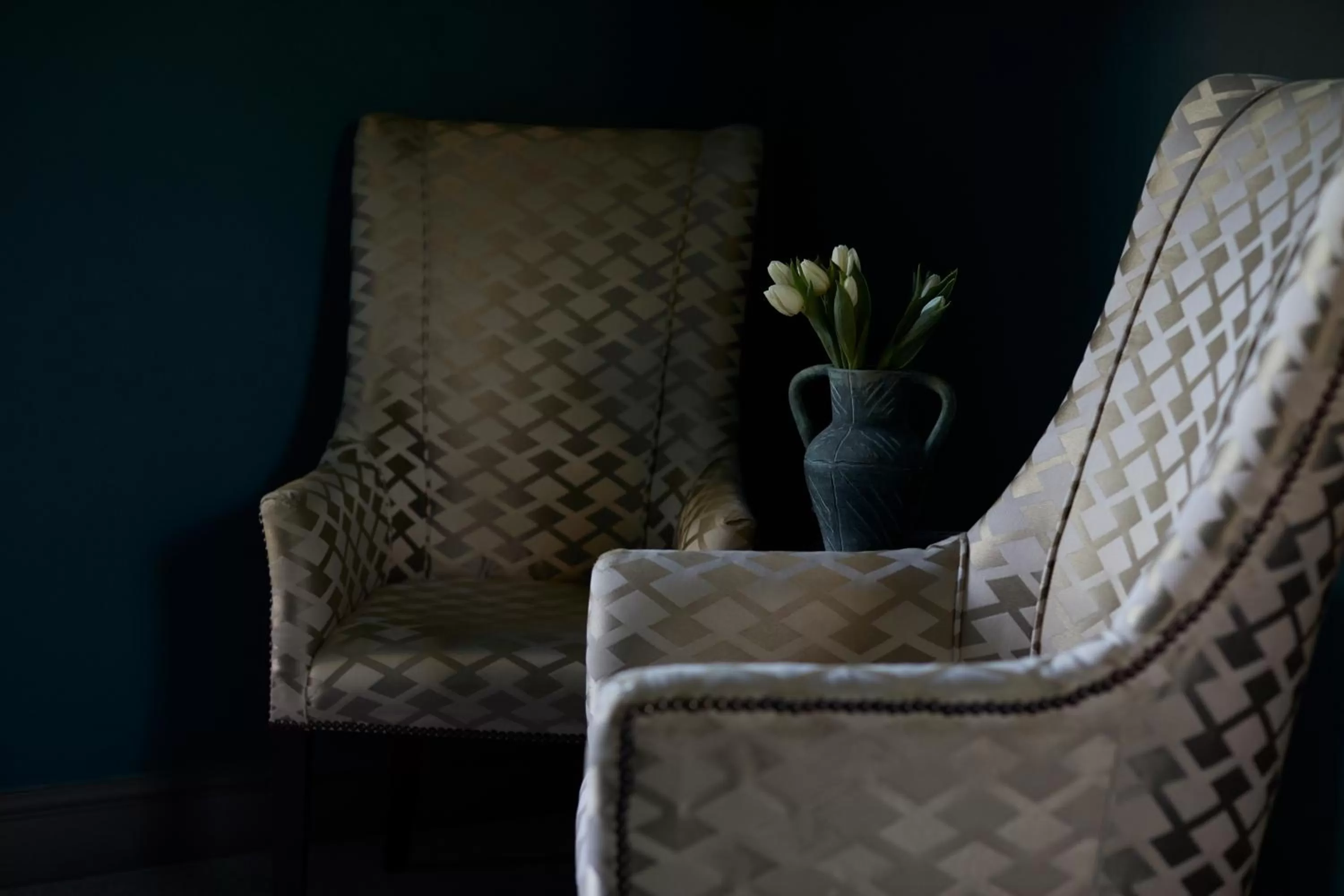 Seating Area in Horse and Groom