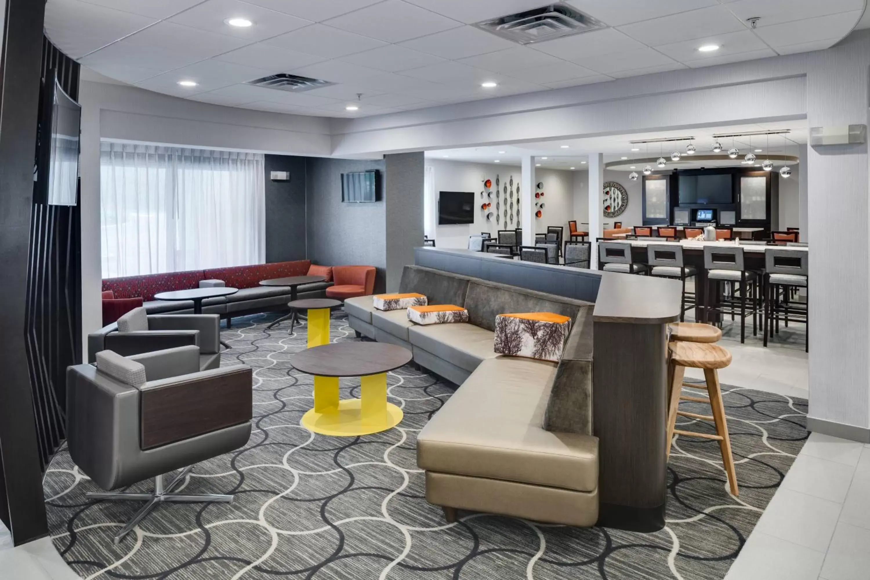 Lobby or reception, Lounge/Bar in SpringHill Suites Milford